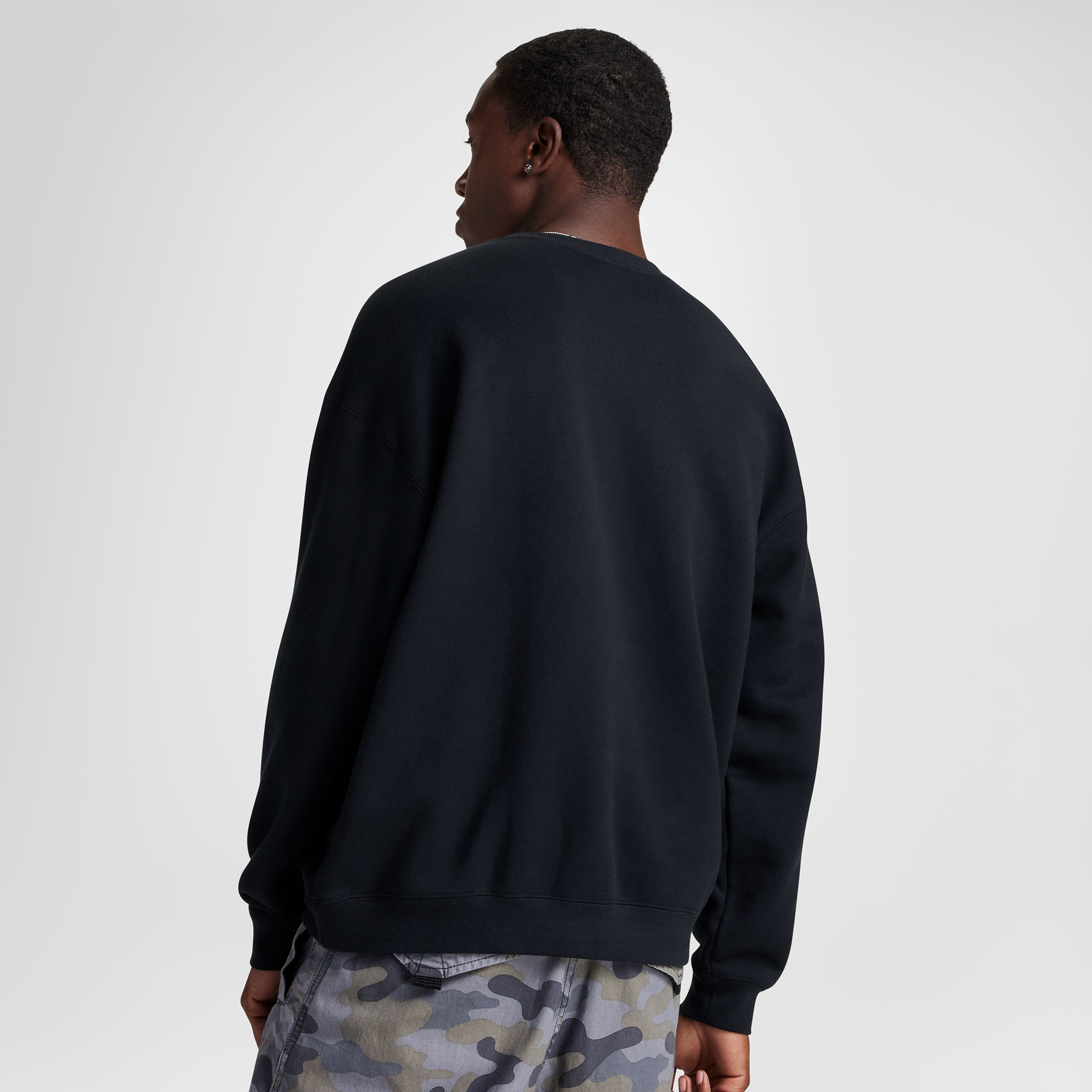 Converse Classic Erkek Loose Fit Baskılı Siyah Sweatshirt