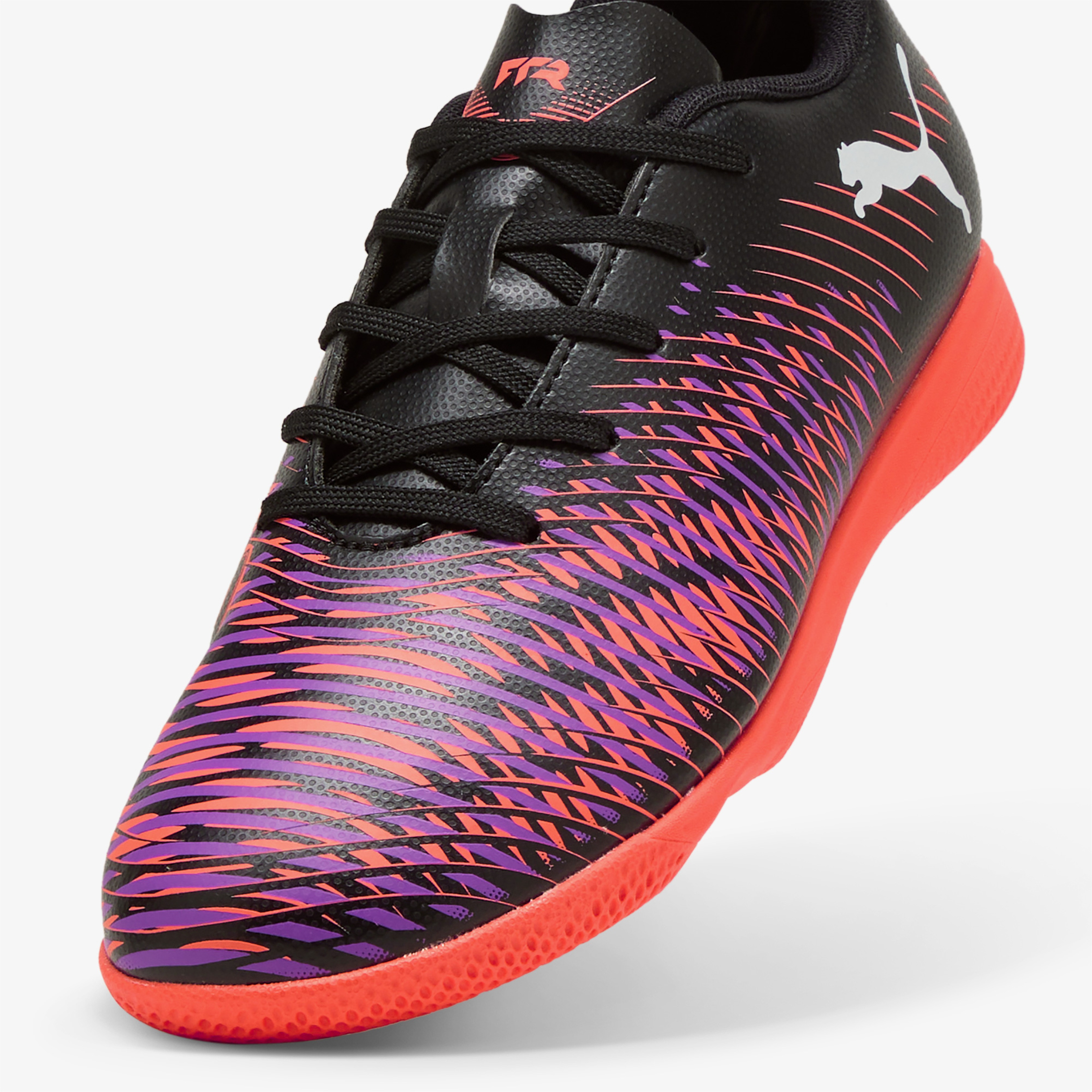 Puma Future 8 Play it Jr Kadın Siyah Krampon
