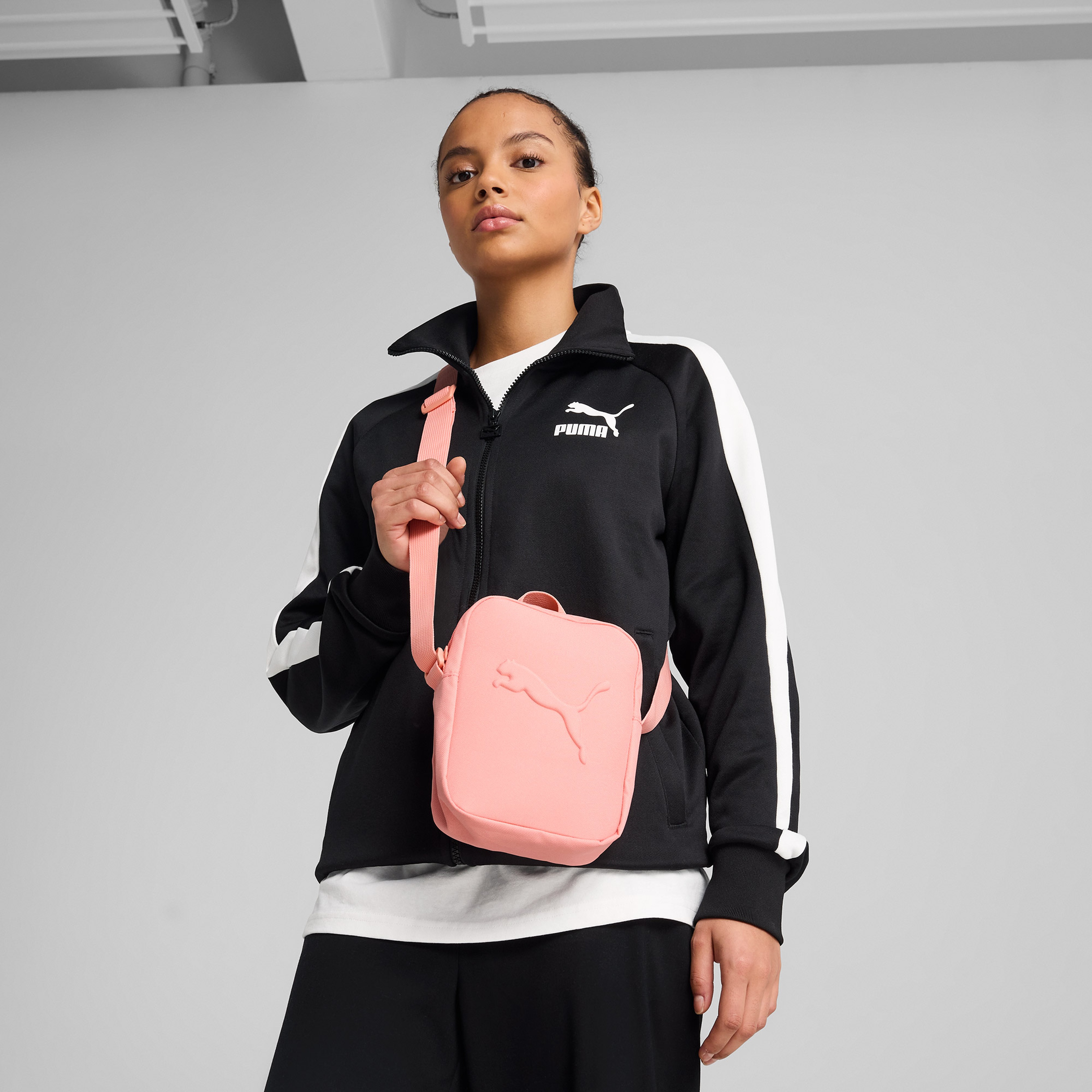 Puma Buzz Portable Unisex Pembe Omuz Çantası