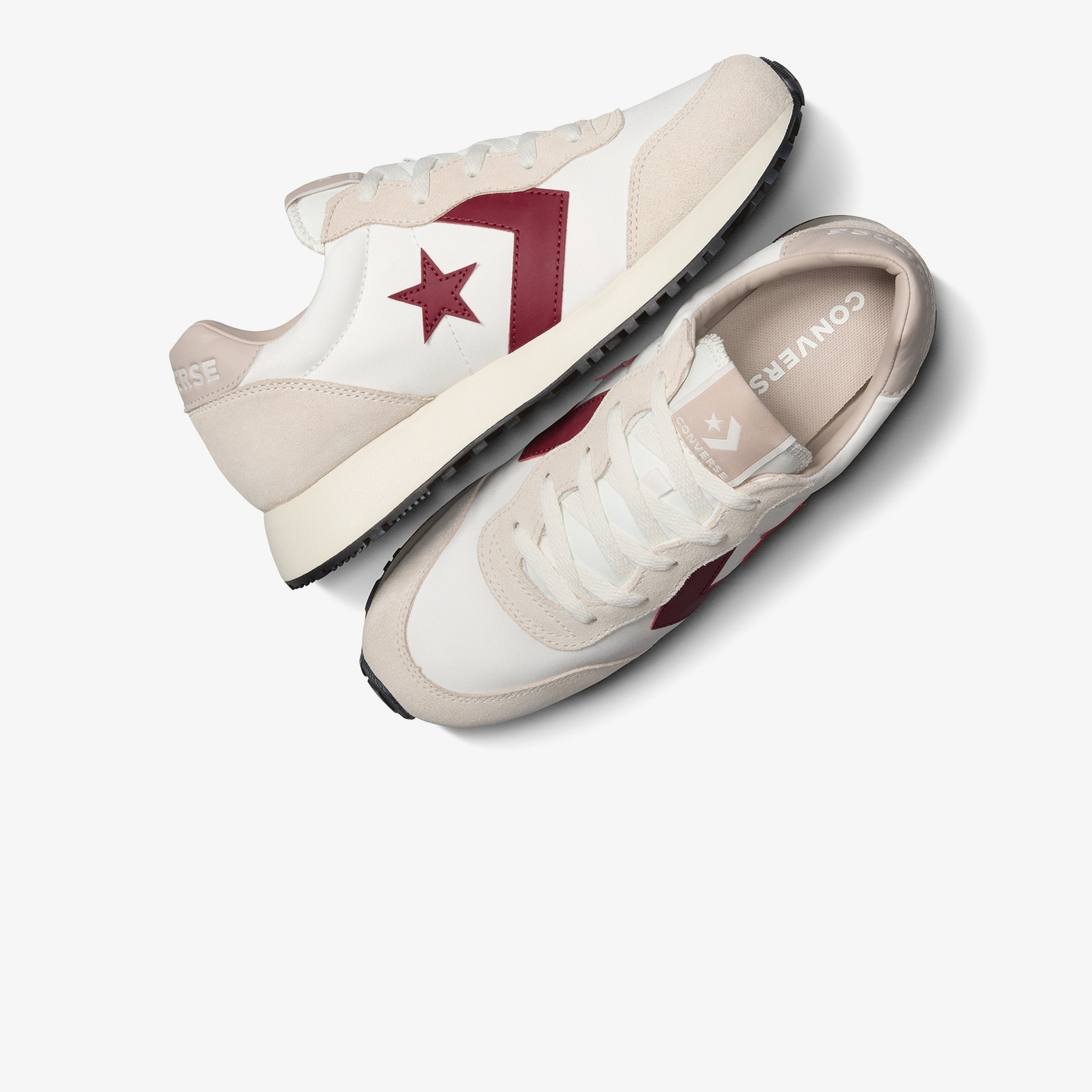 Converse Omega Trainer Unisex Bej Süet Sneaker