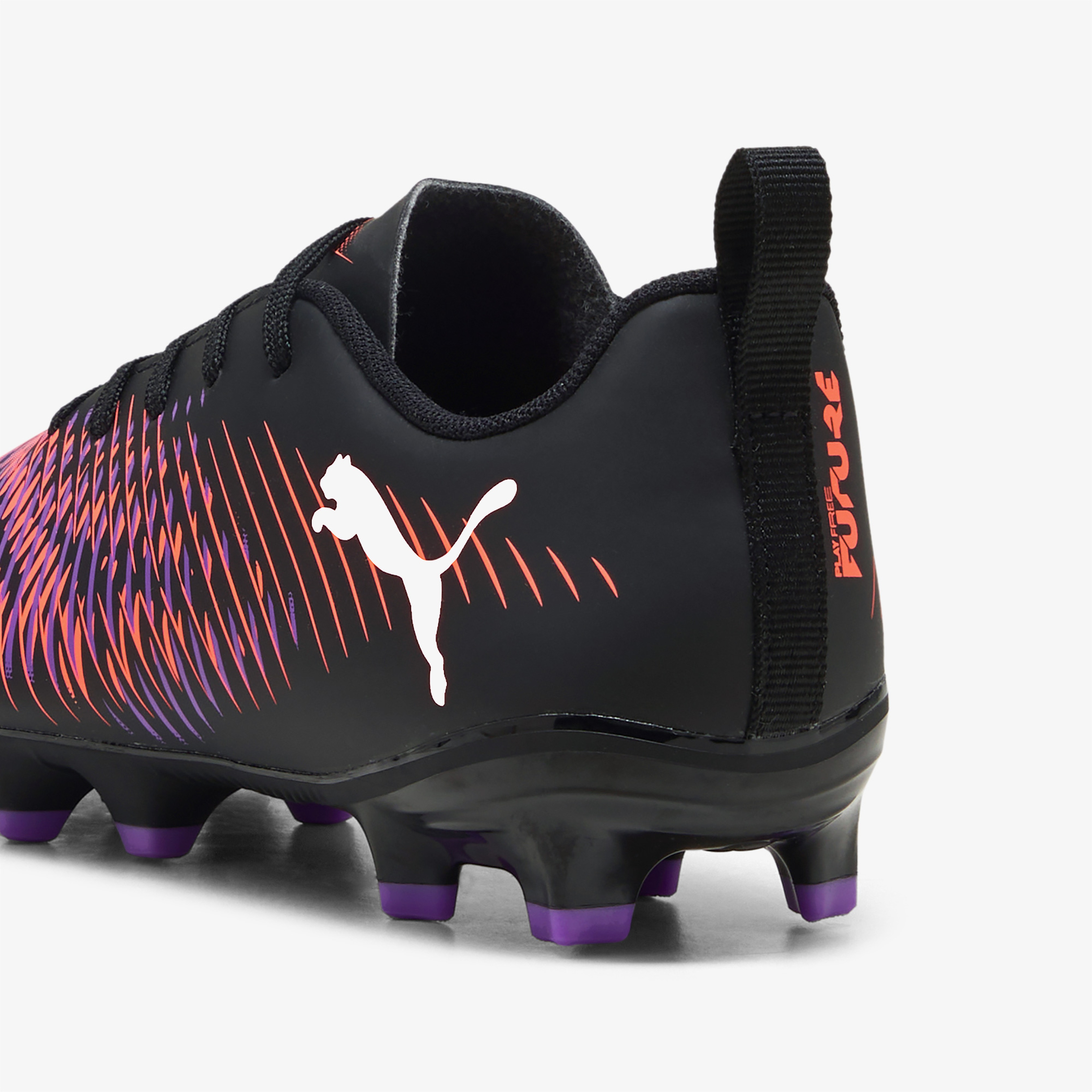 Puma Future 8 Play Fg/Ag Jr Kadın Siyah Krampon
