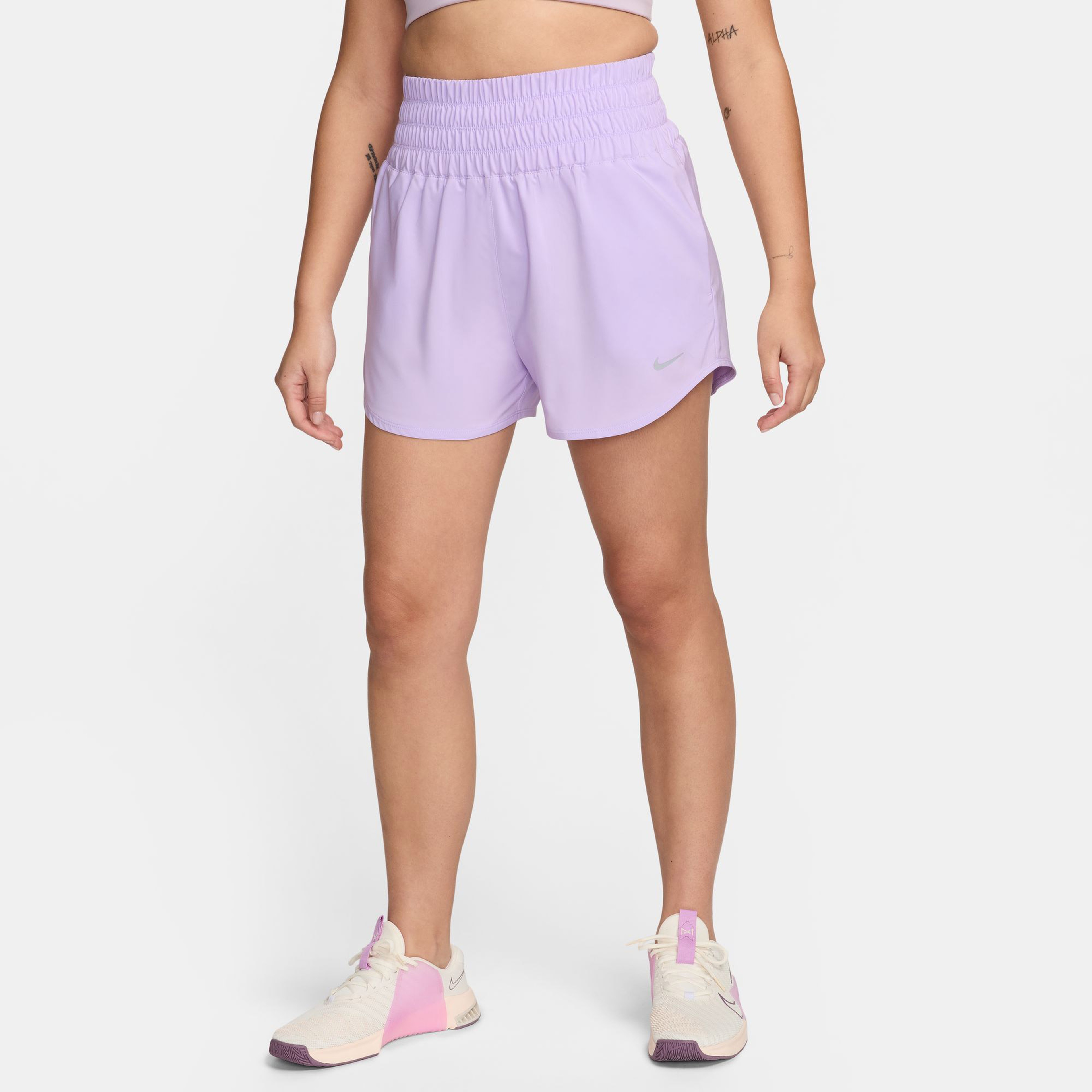 Nike One Dri-Fit Kadın Mor Antrenman Şortu