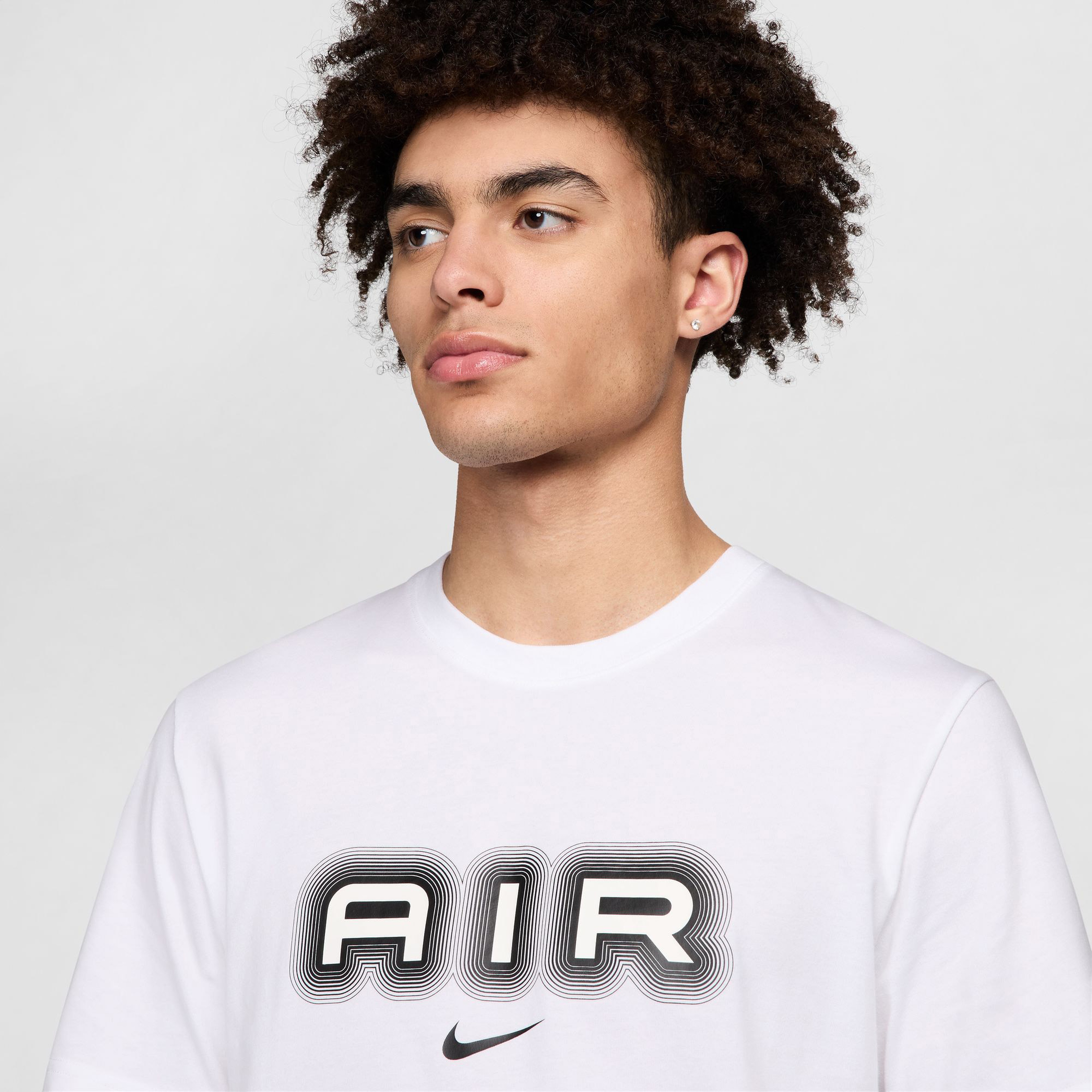 Nike Sportswear Swoosh Air Graphic Erkek Beyaz Günlük T-Shirt