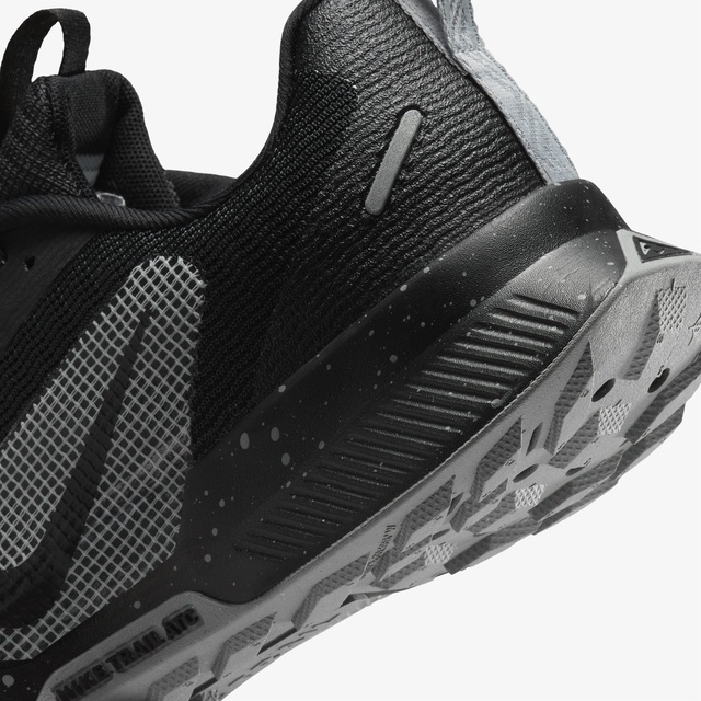 Nike Siyah Nike Juniper Kadın Koşu Ayakkabısı