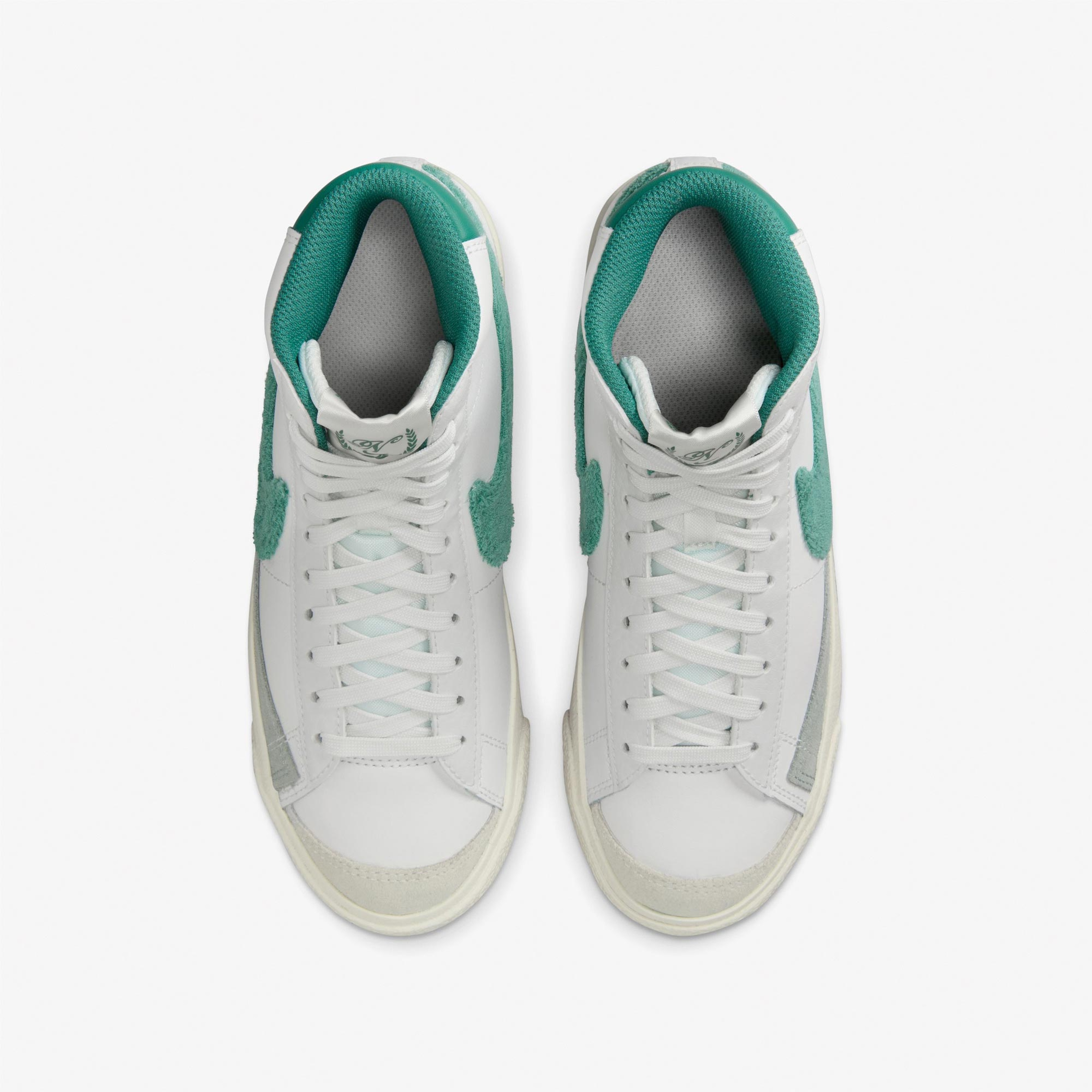 Nike Blazer Mid '77 Çocuk Beyaz Sneaker