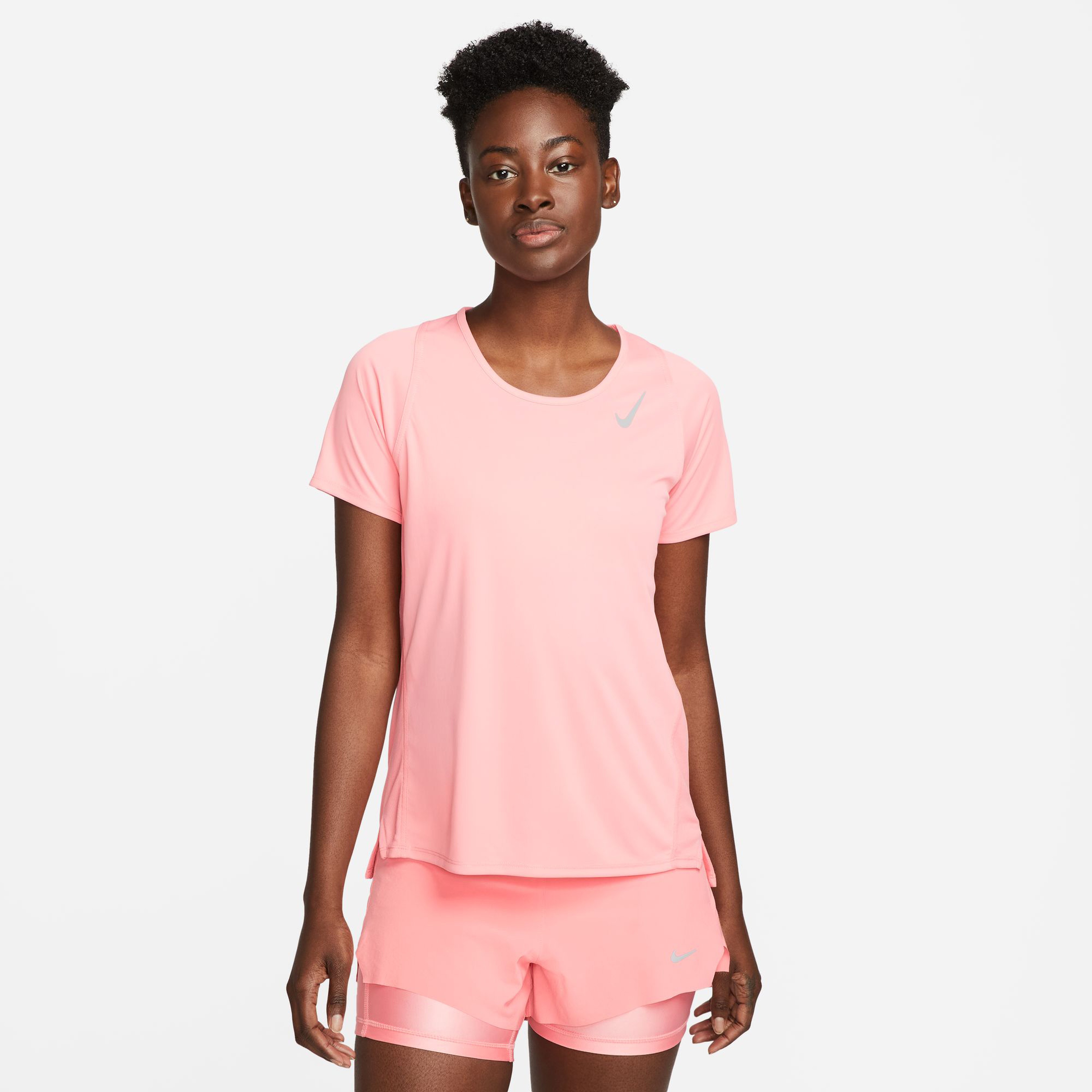 Nike Kadın Pembe T-Shirt