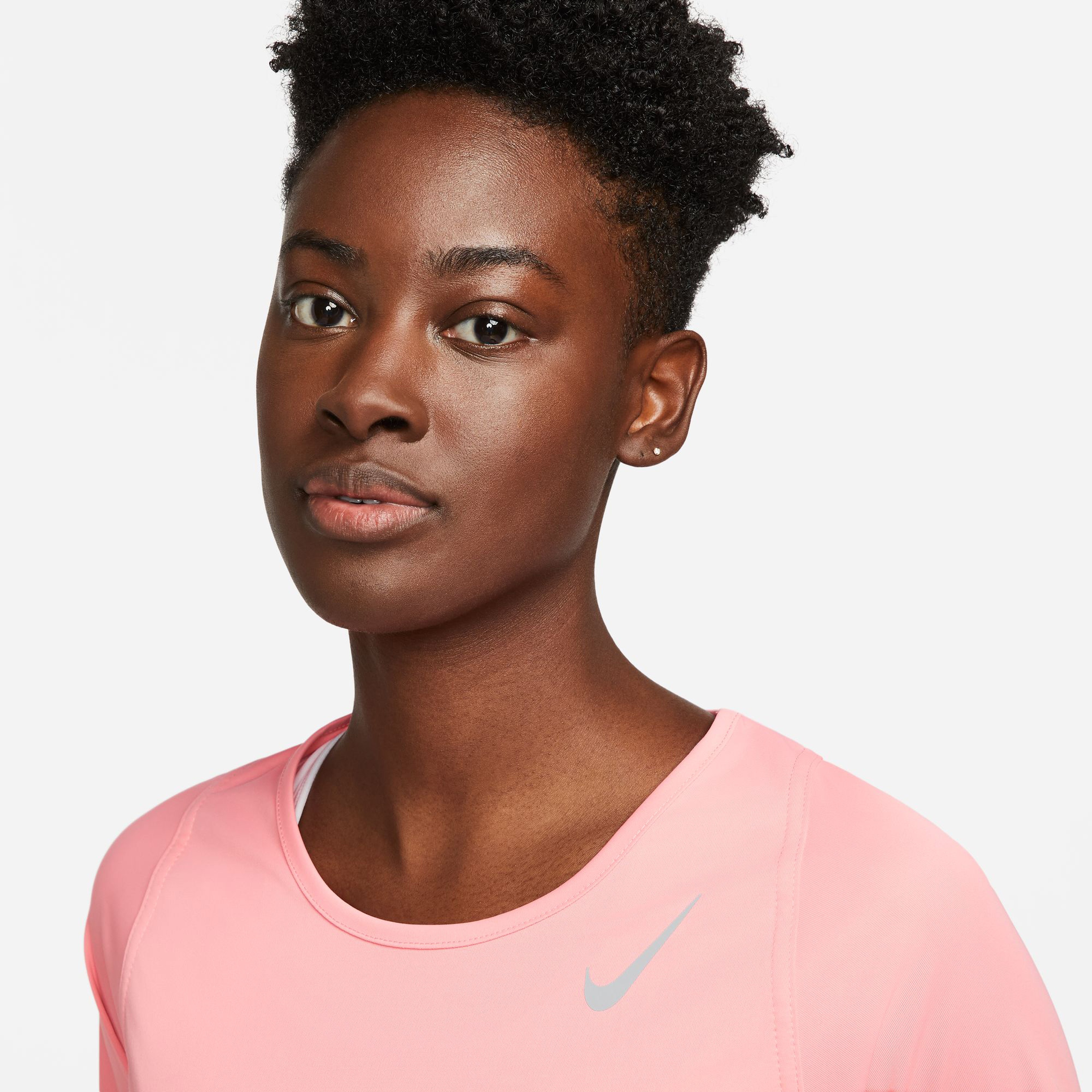 Nike Kadın Pembe T-Shirt