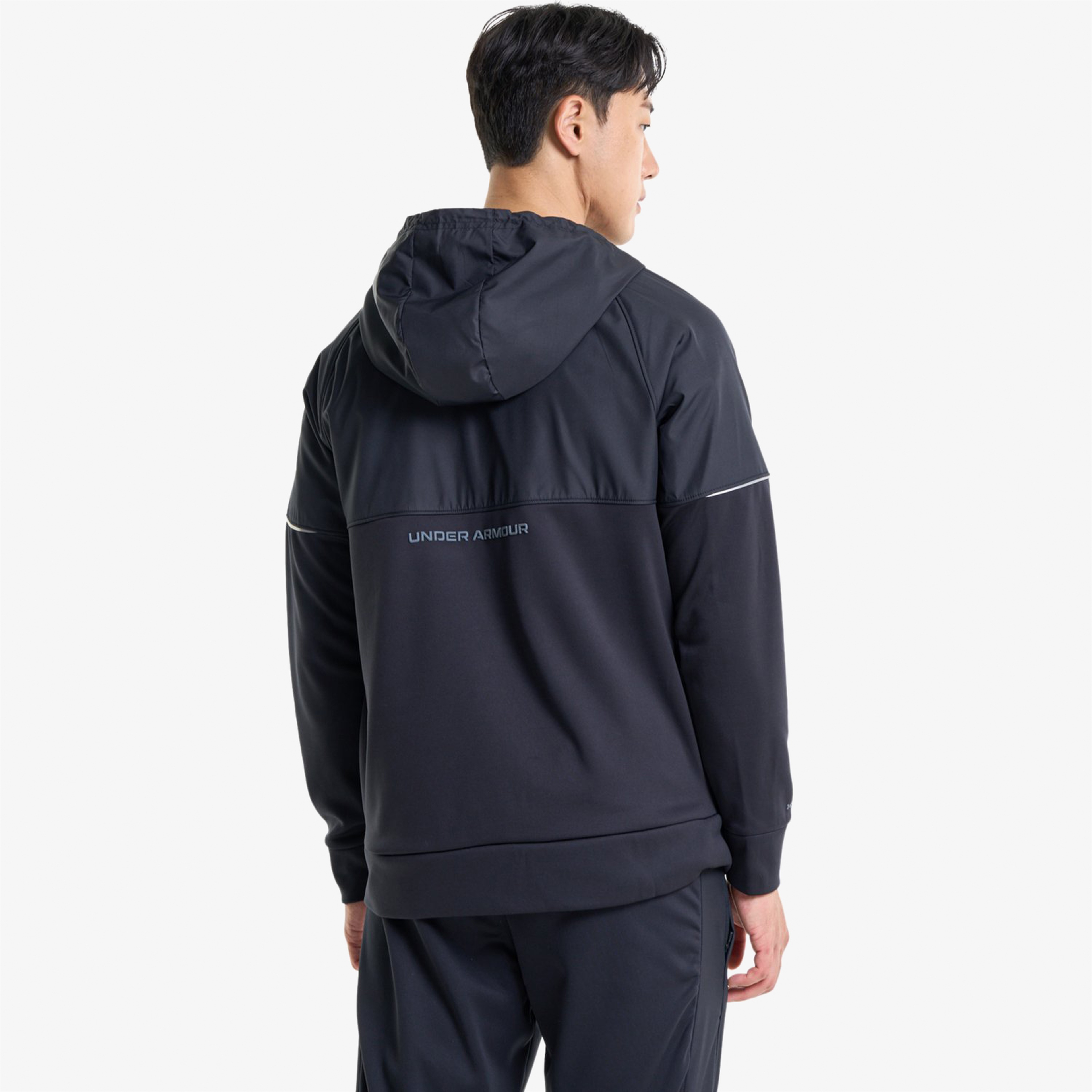 Under Armour Erkek Siyah Sweatshirt