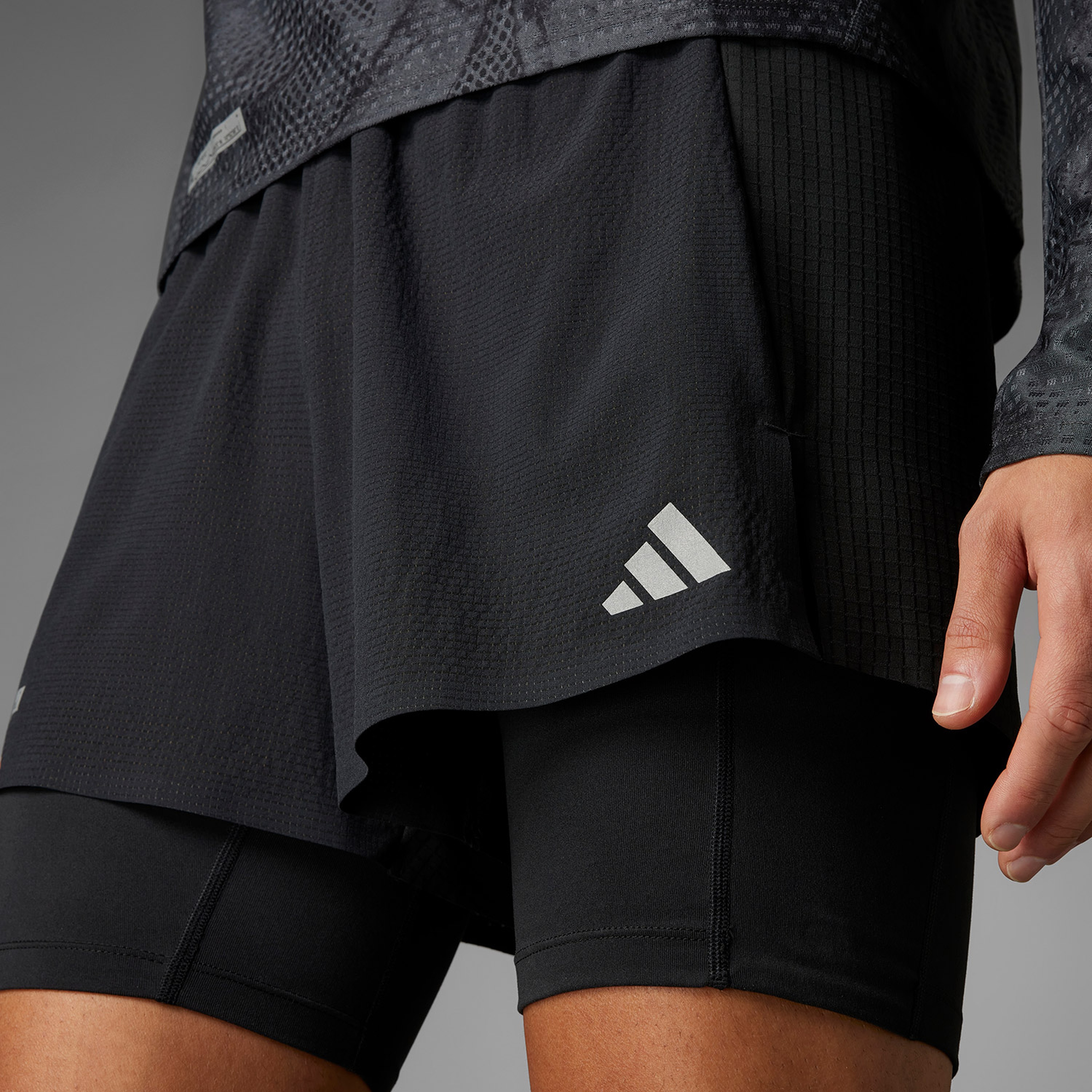 Adidas Erkek Siyah Şort