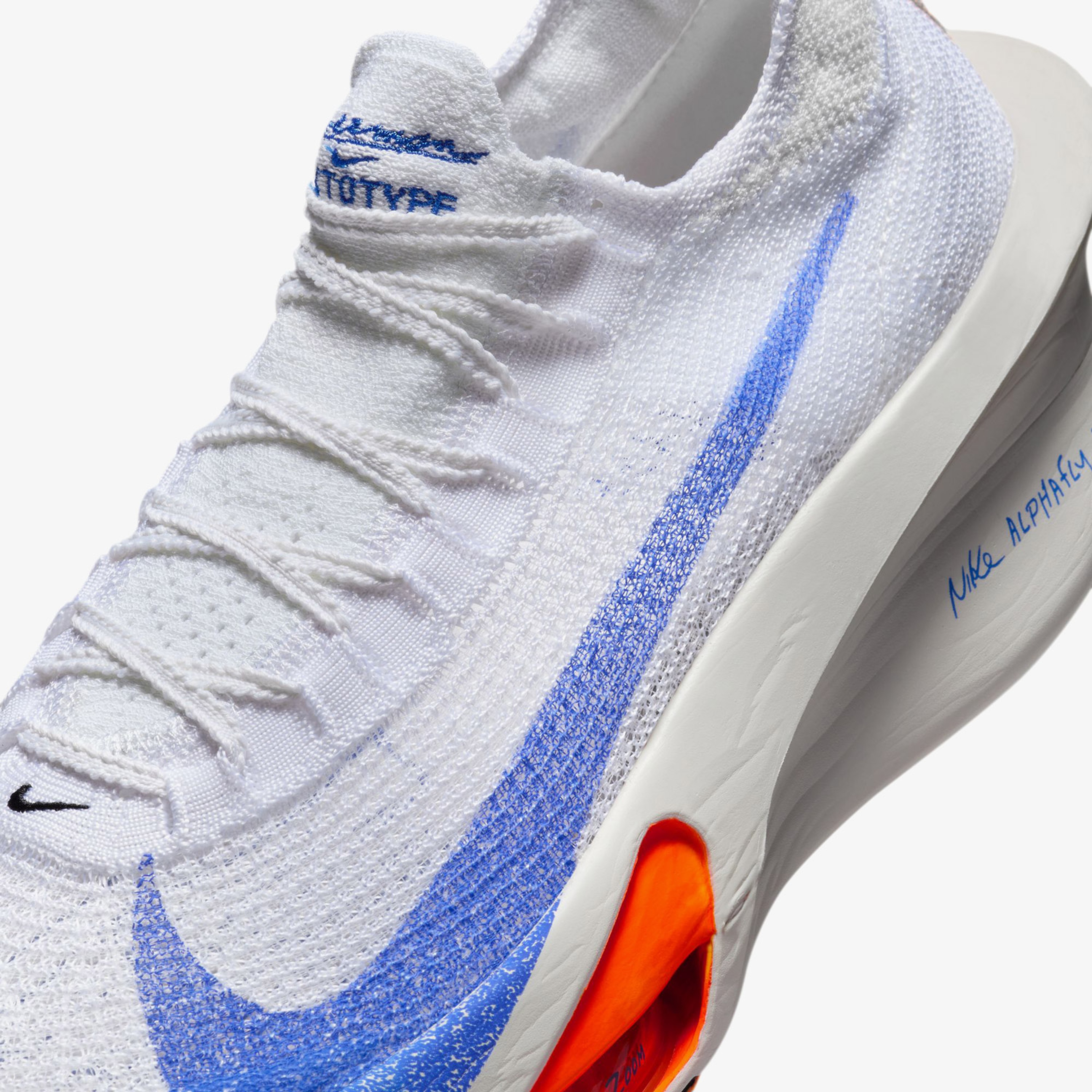 Nike Erkek Beyaz Koşu Ayakkabısı