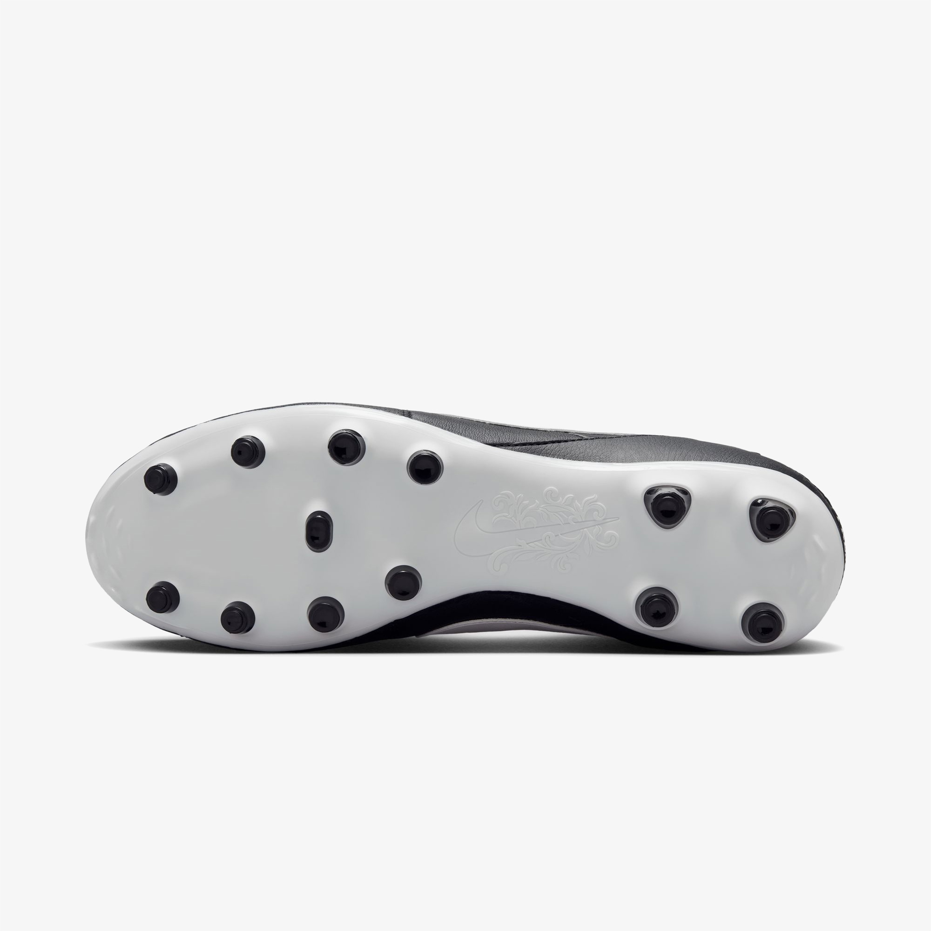 Nike Erkek Siyah Çim Saha Kramponu