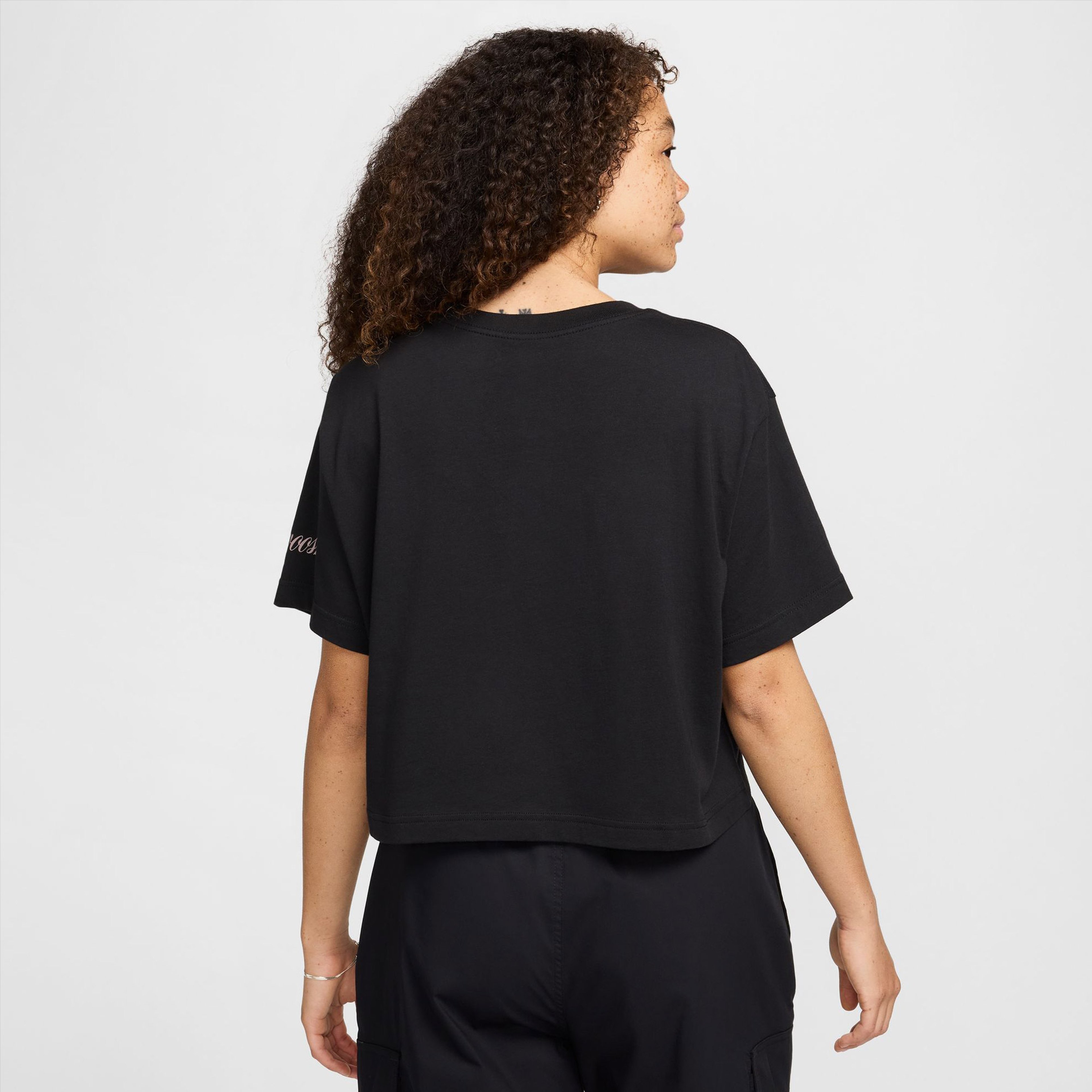 Nike Kadın Siyah T-Shirt