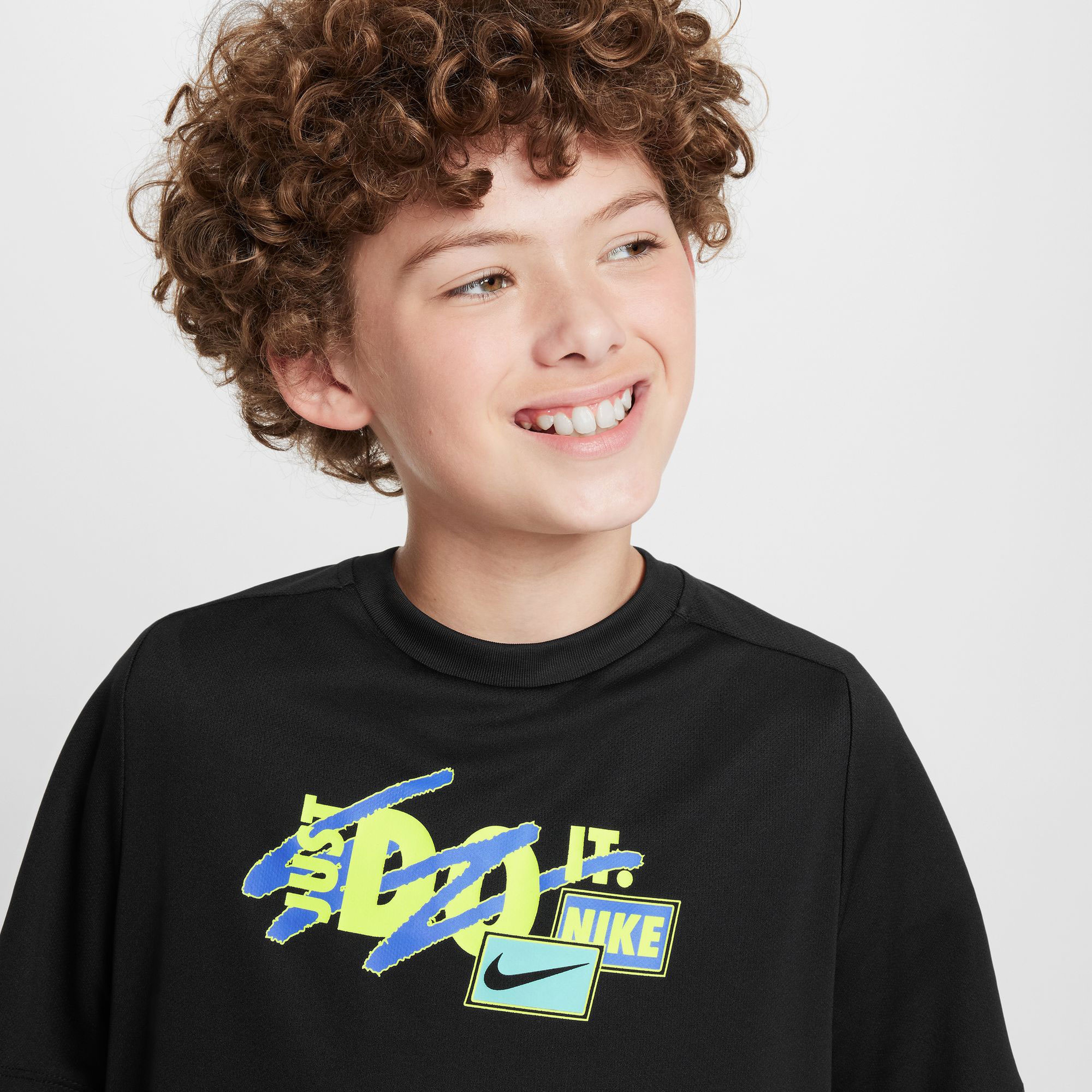 Nike Çocuk Siyah T-Shirt