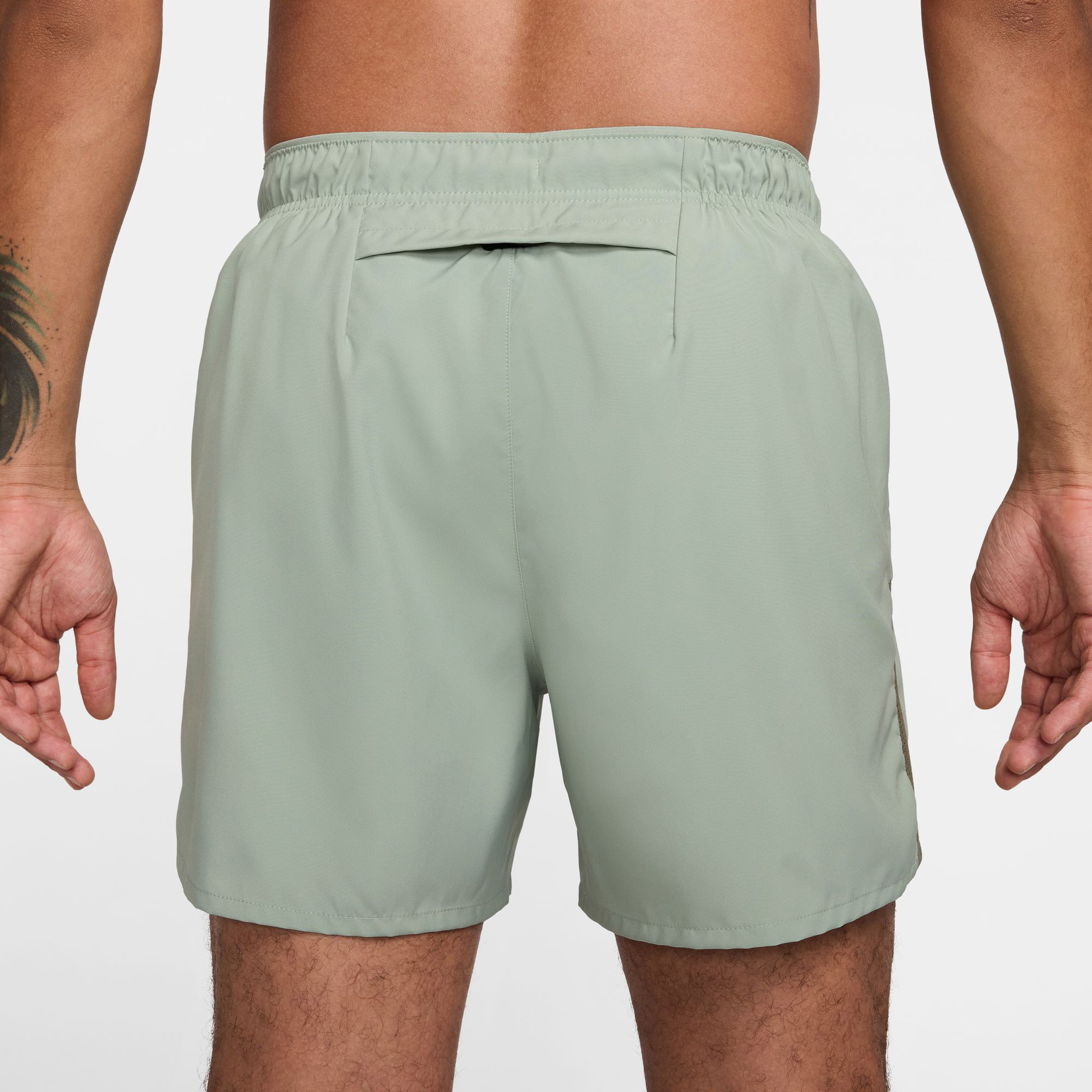 Nike Challenger Dri Fit Erkek Yeşil Antrenman Şortu
