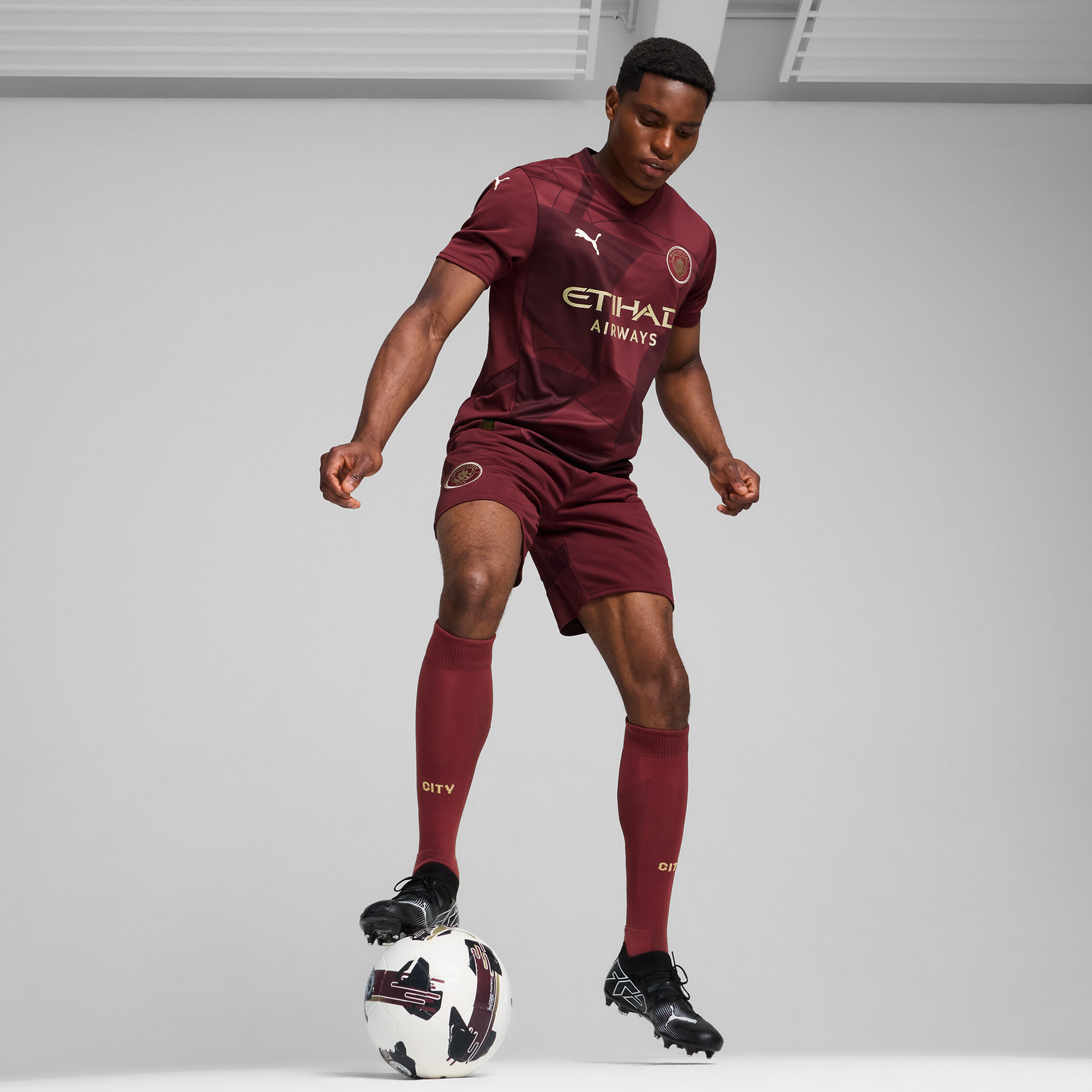 Puma Manchester City 2024-25 Erkek Kırmızı Futbol Forması