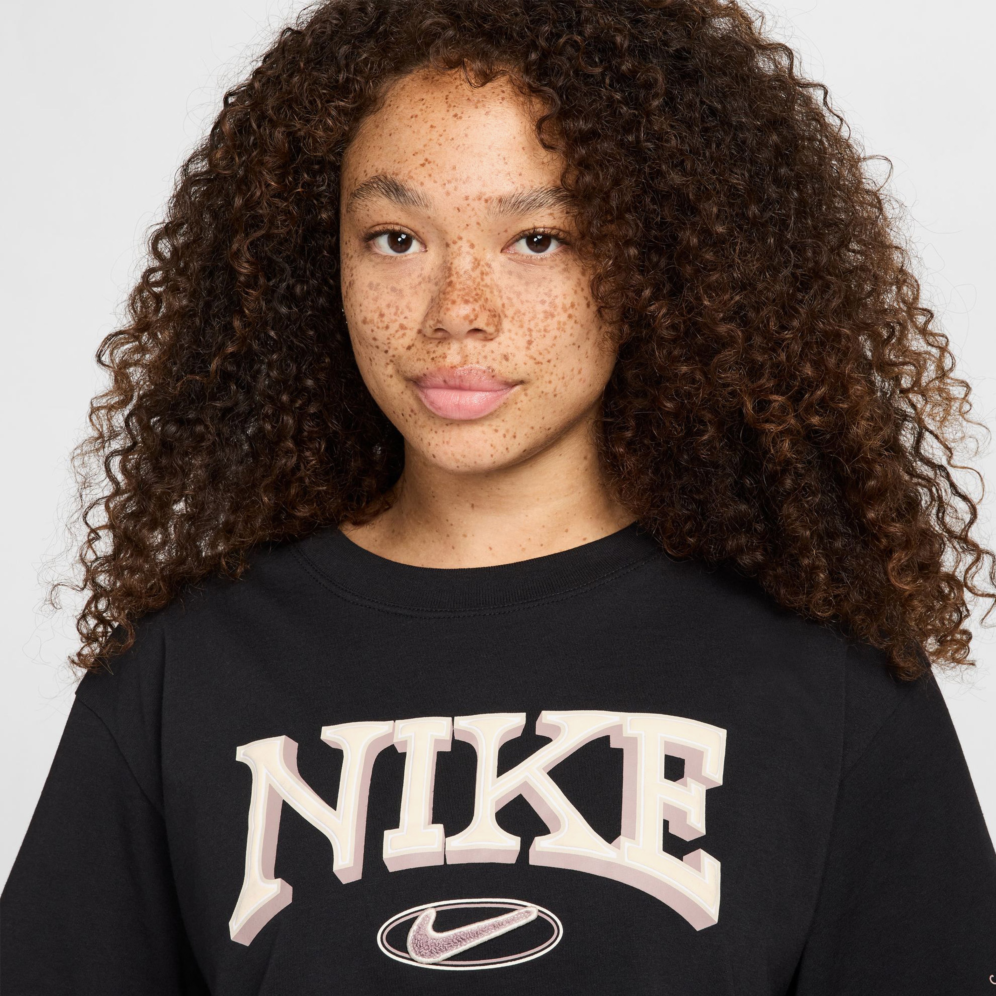 Nike Kadın Siyah T-Shirt