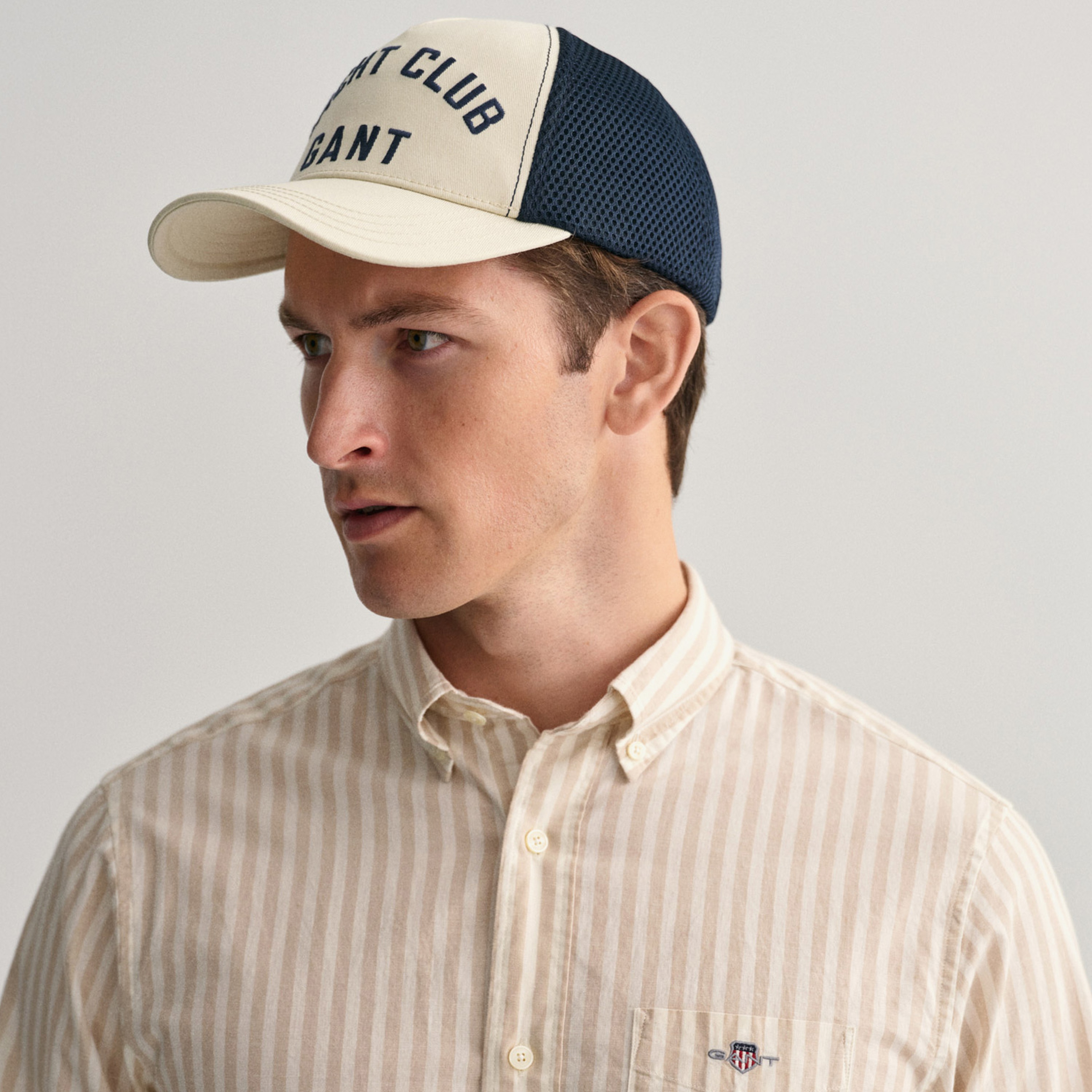 GANT Erkek Bej Regular Fit Düğmeli Yaka Çizgili Gömlek