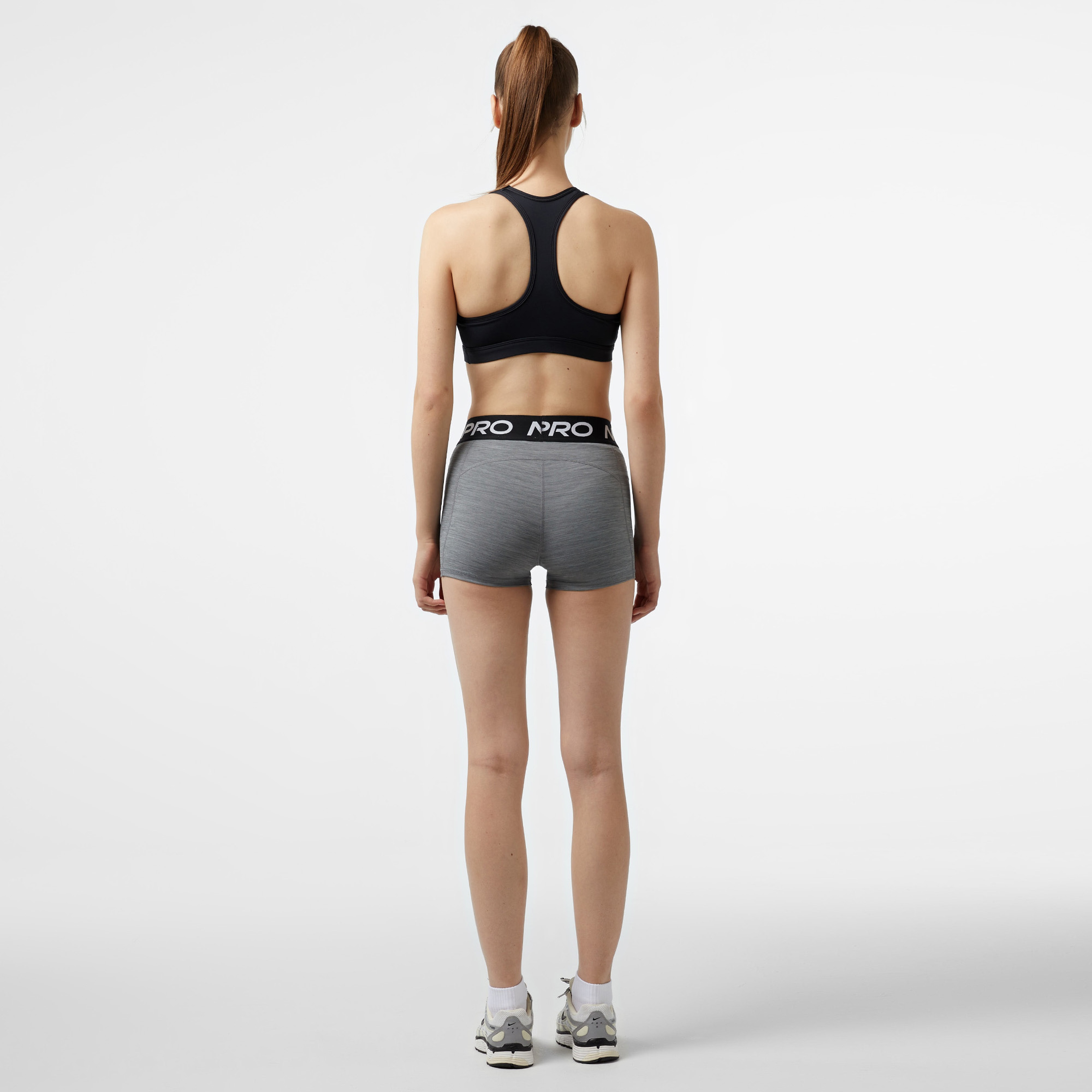Nike 365 3İn Kadın Gri Kısa Tayt