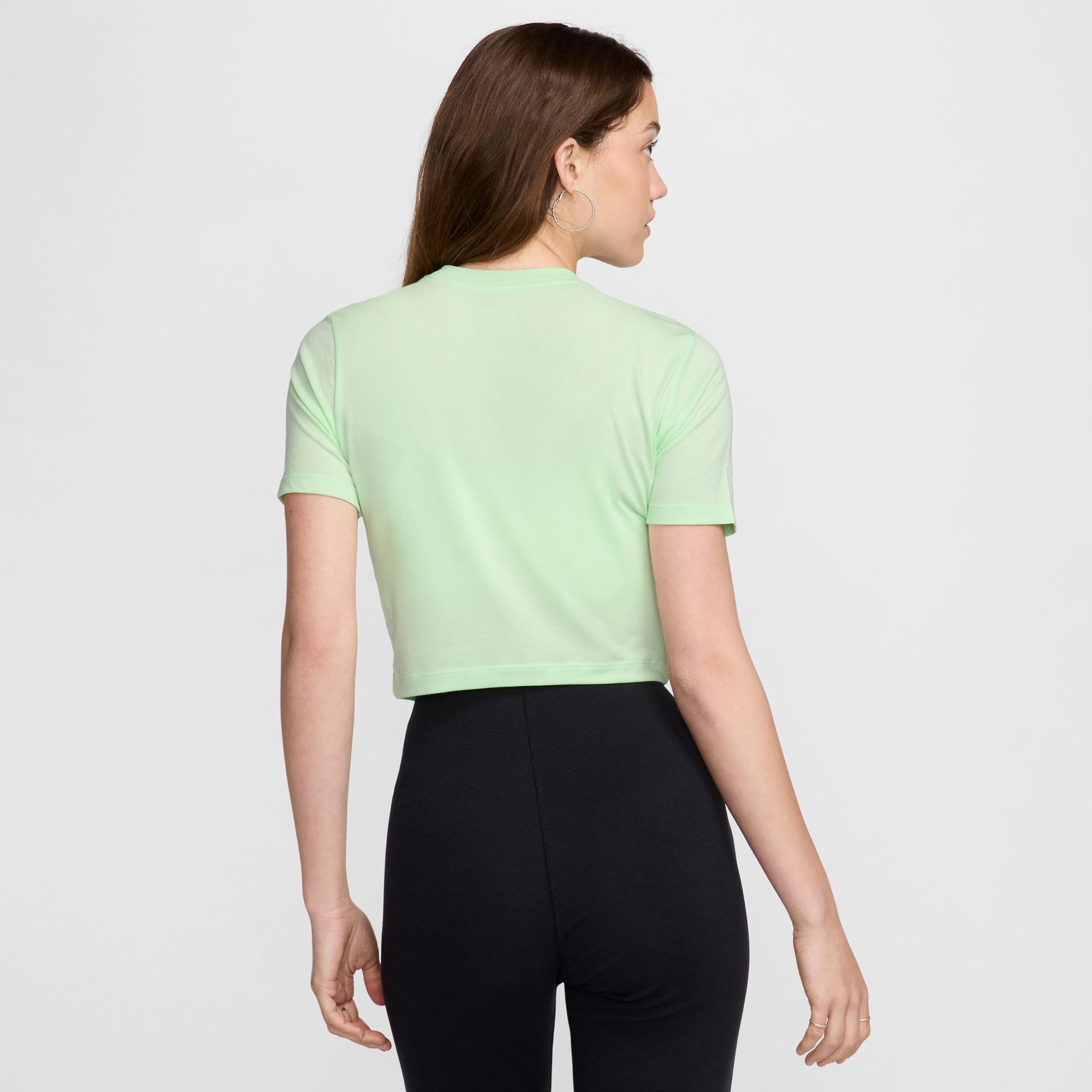 Nike Sportswear Essential Slim Crp Lbr Kadın Yeşil T-Shirt