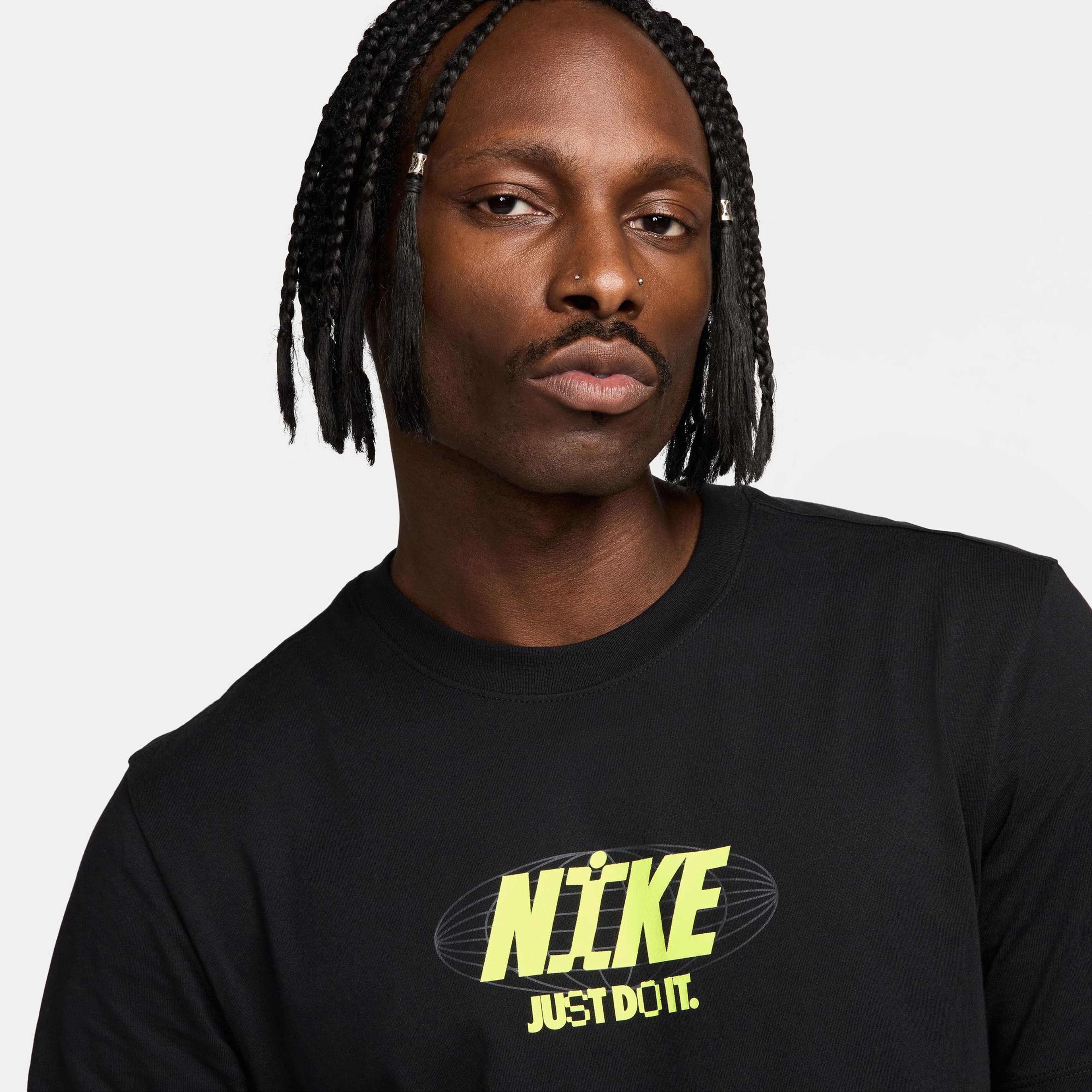 Nike Sportswear Erkek Siyah T-Shirt