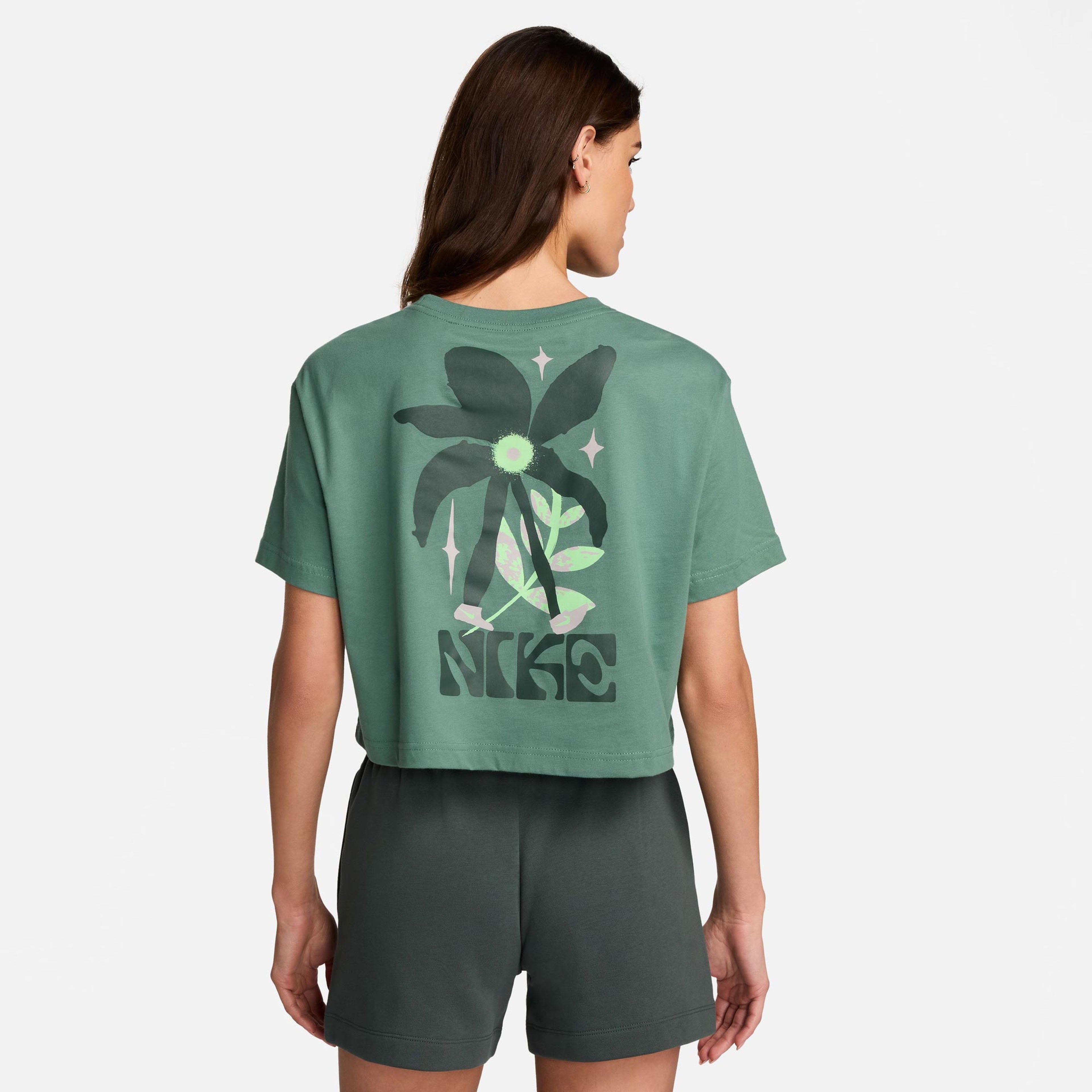 Nike Sportswear Kadın Yeşil T-Shirt