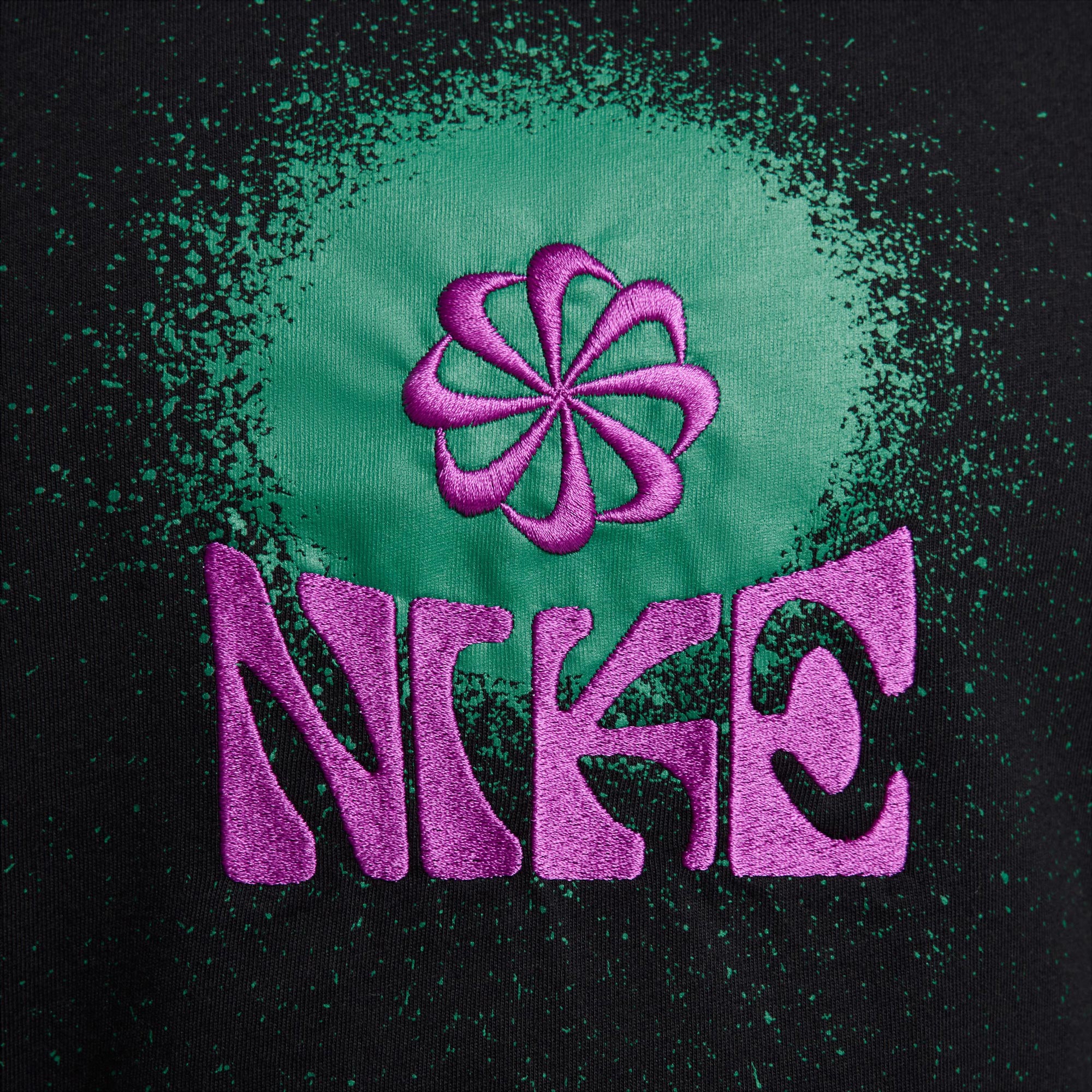 Nike Sportswear Kadın Siyah T-Shirt
