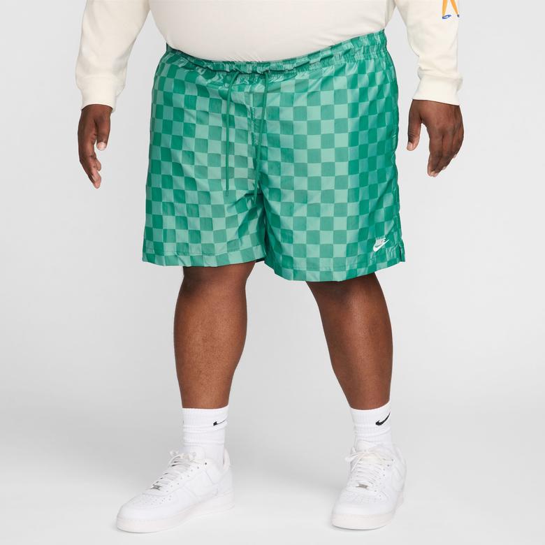 Nike Club Flow Checkers Erkek Yeşil Şort
