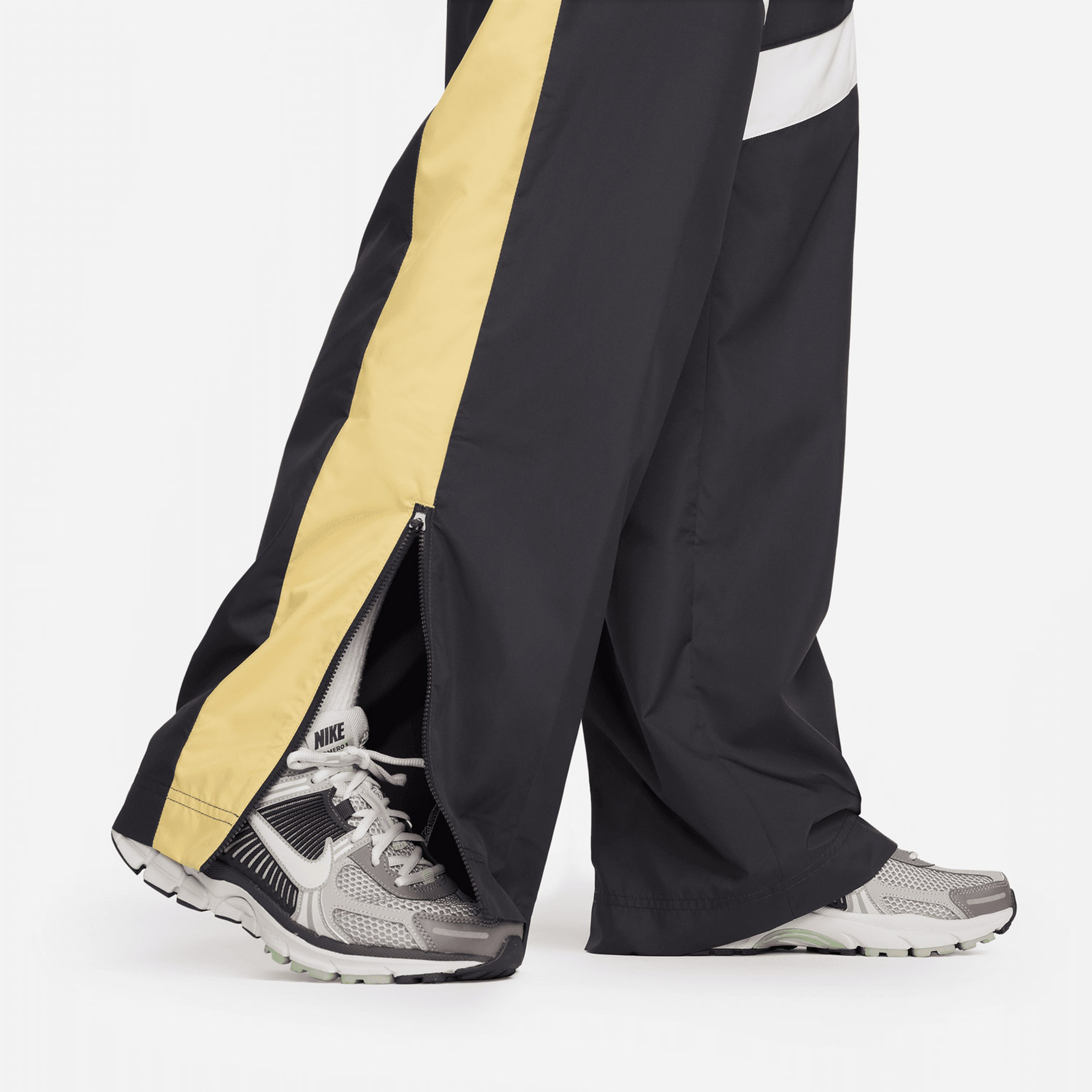 Nike Sportswear Kadın Siyah Pantolon