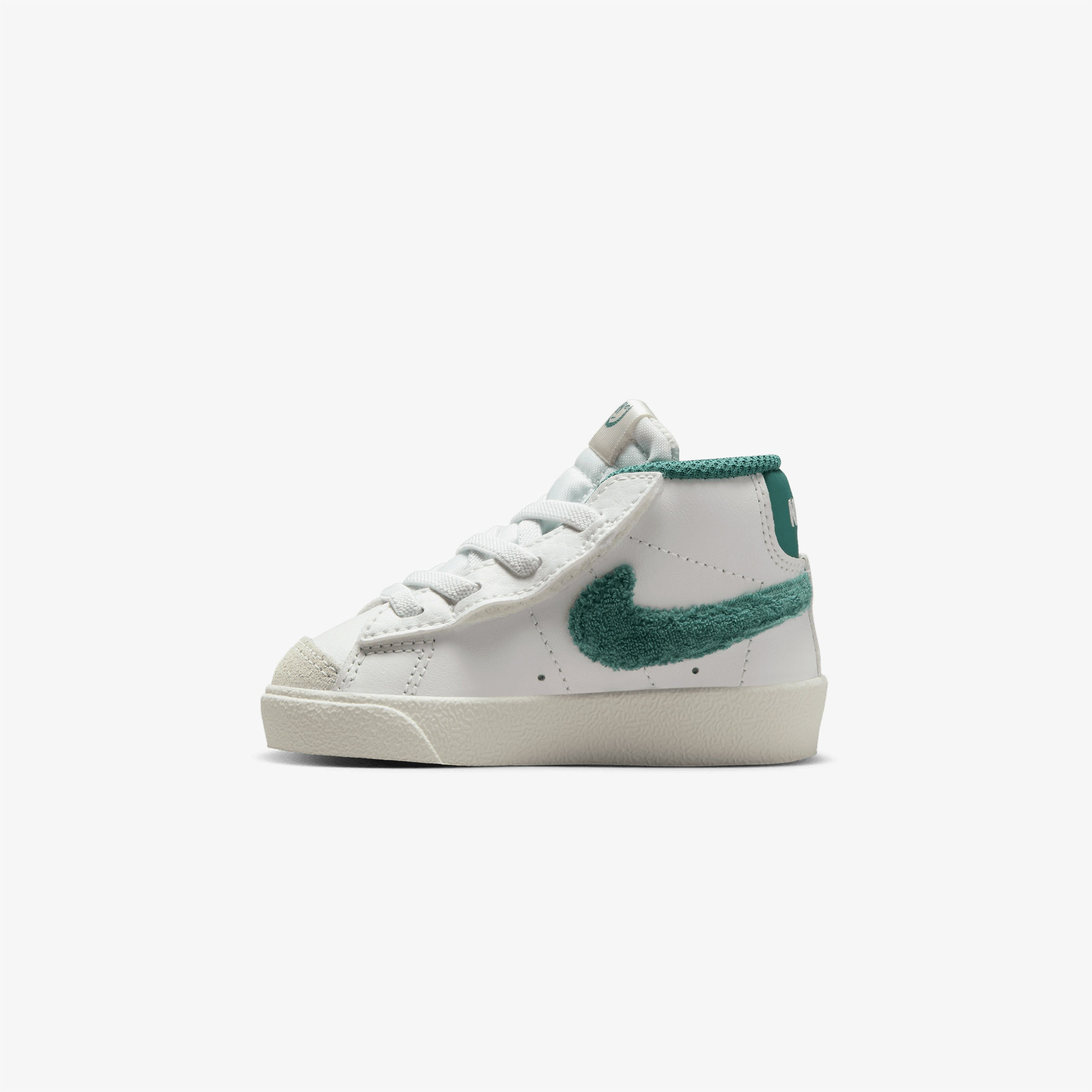 Nike Blazer Mid '77 SE Bebek Beyaz Spor Ayakkabı