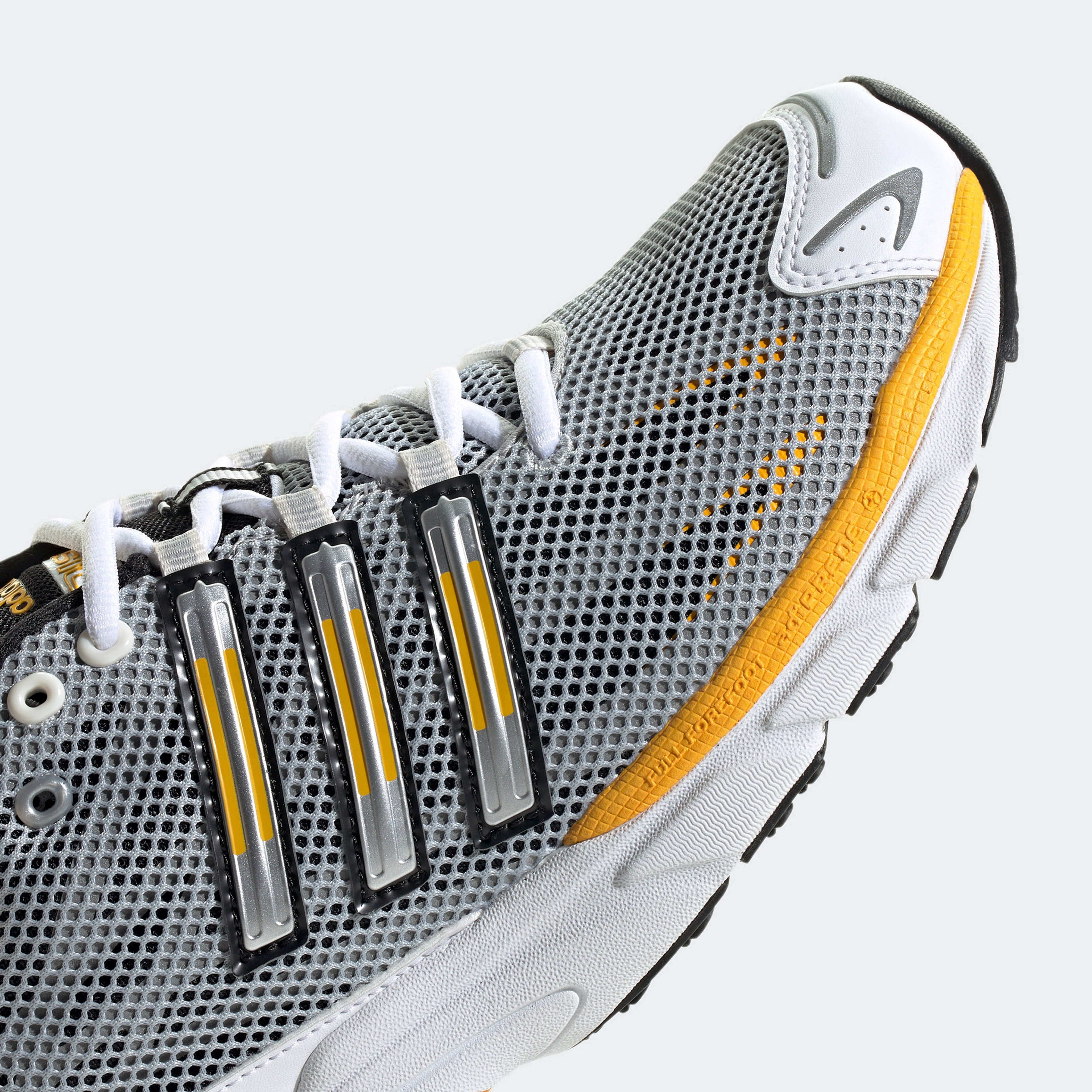 adidas Adistar Cushion Erkek Beyaz Spor Ayakkabı