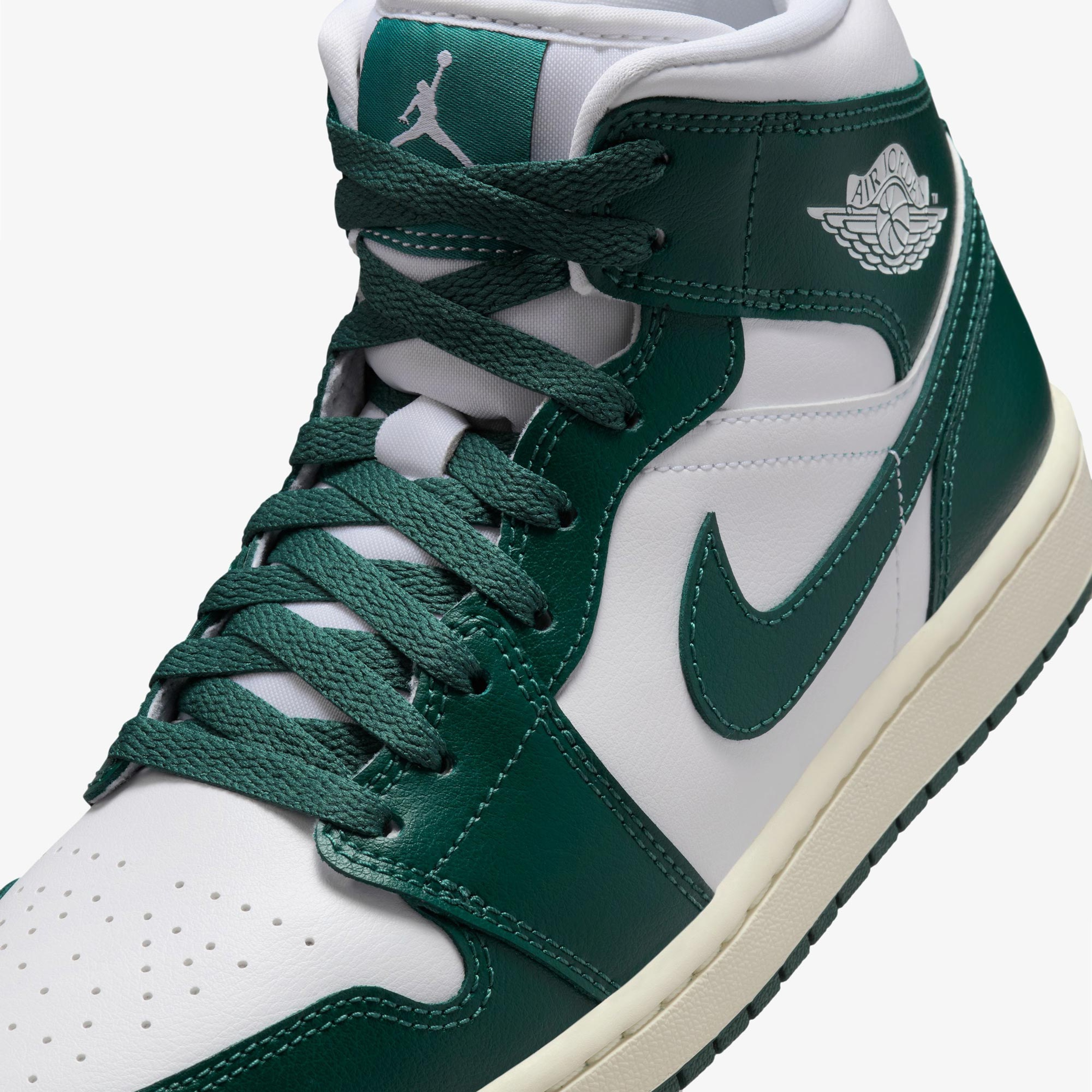 Jordan Air Jordan 1 Mid Kadın Beyaz Sneaker
