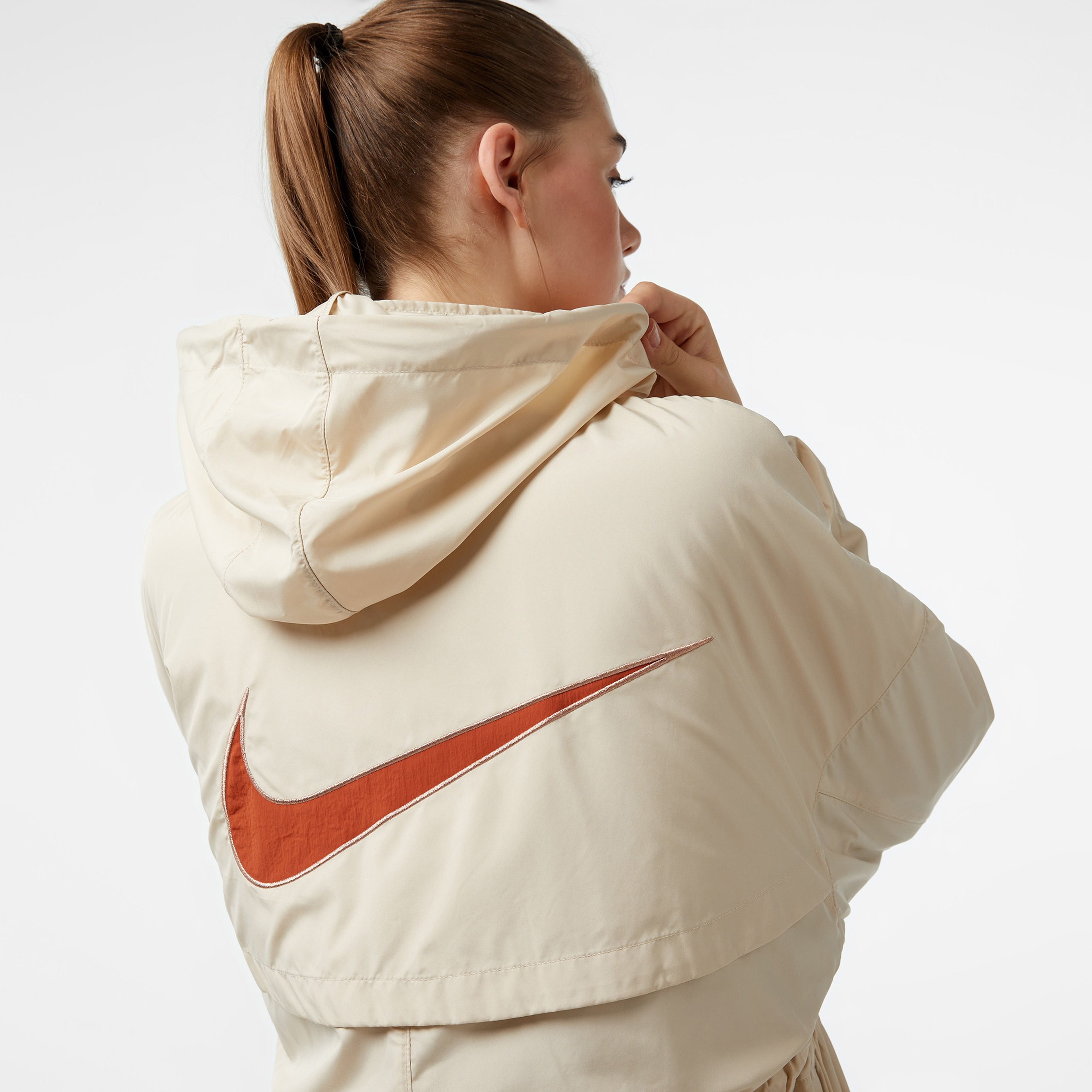 Nike Sportswear Essential Kadın Beyaz Ceket