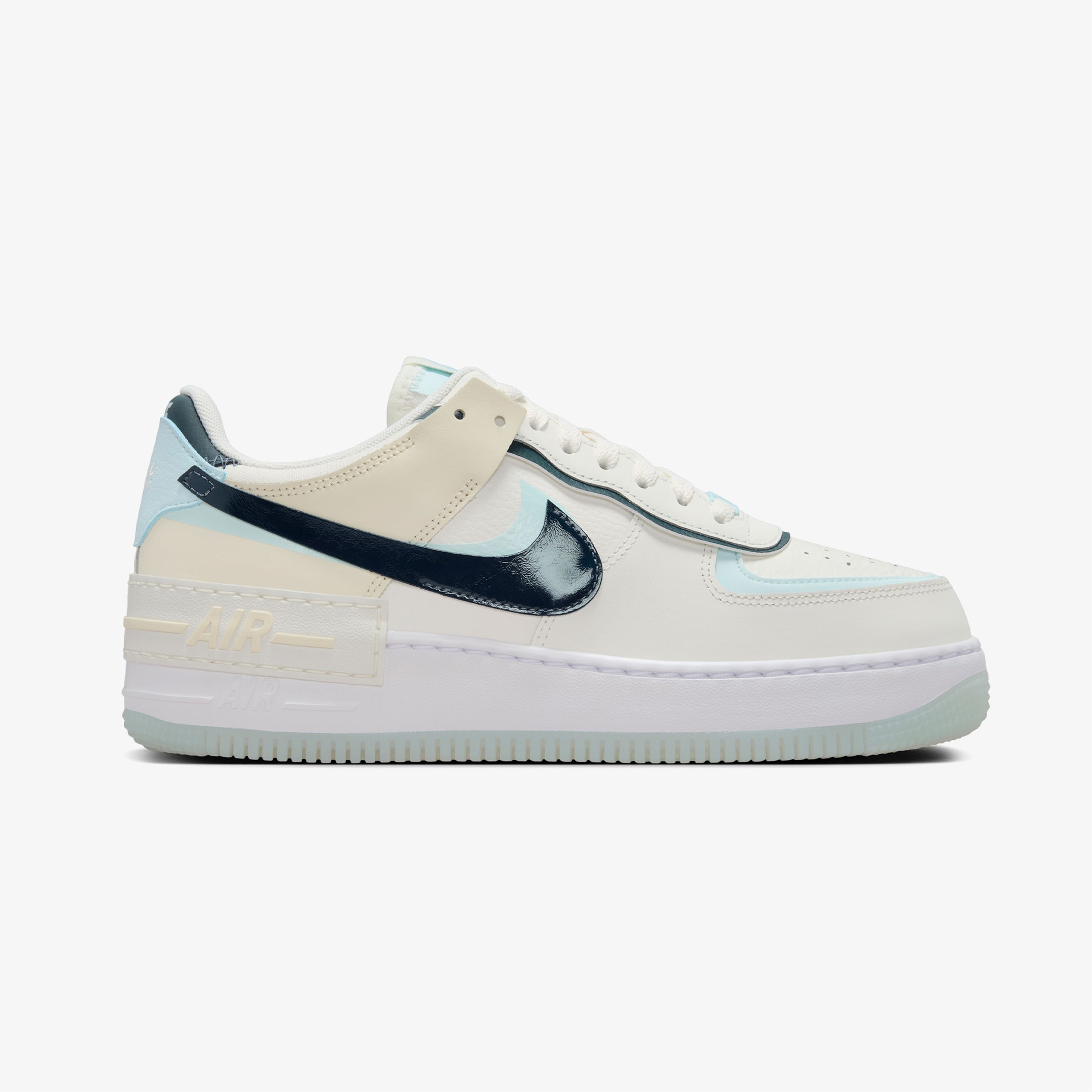 Nike Air Force 1 Shadow Kadın Beyaz Sneaker