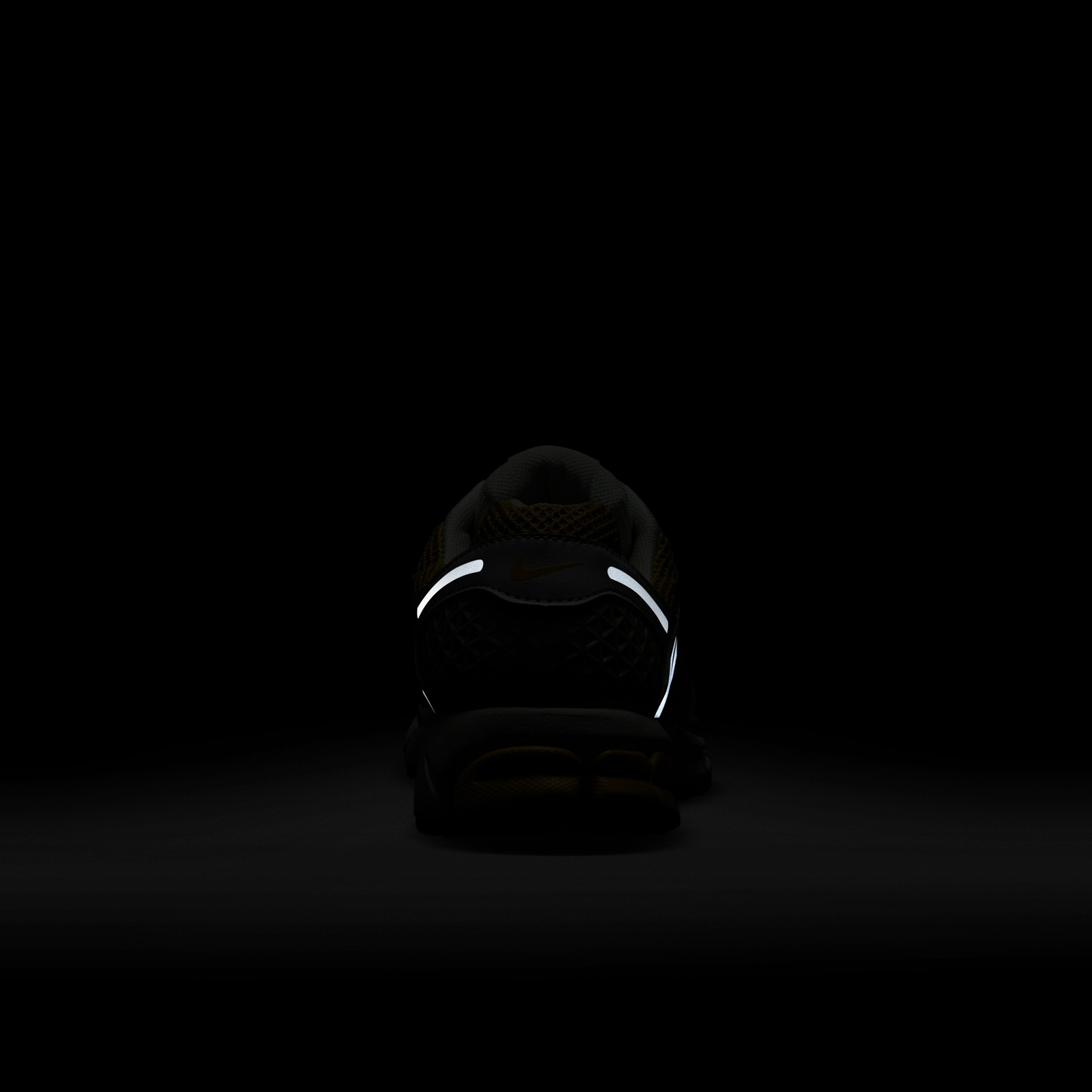 Nike Zoom Vomero 5 Kadın Sarı Sneaker