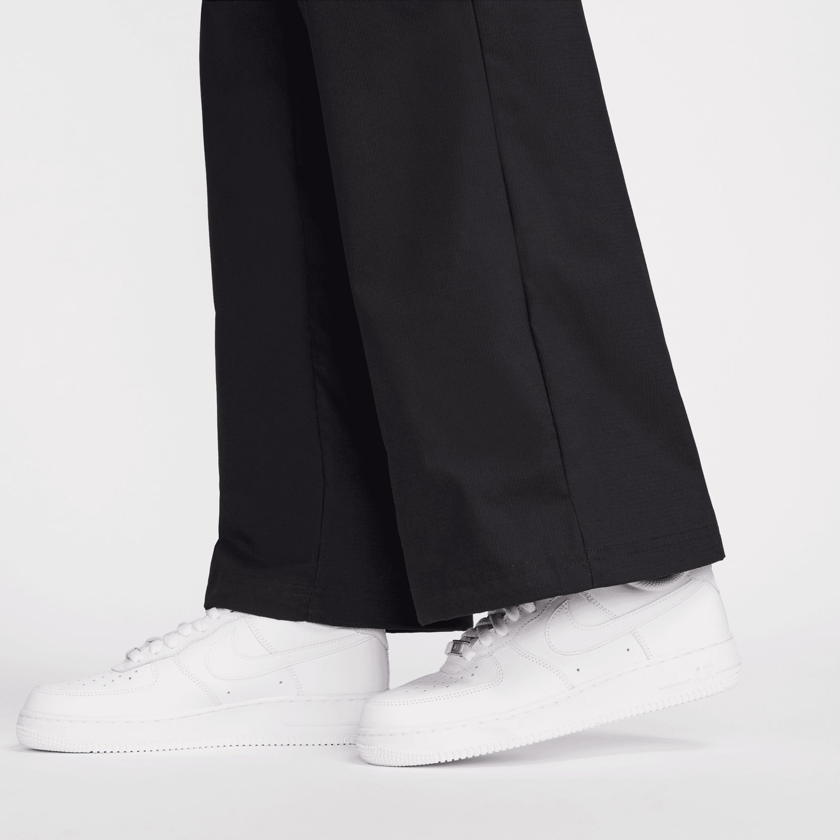 Nike Sportswear Everything Wovens Kadın Siyah Kargo Eşofman