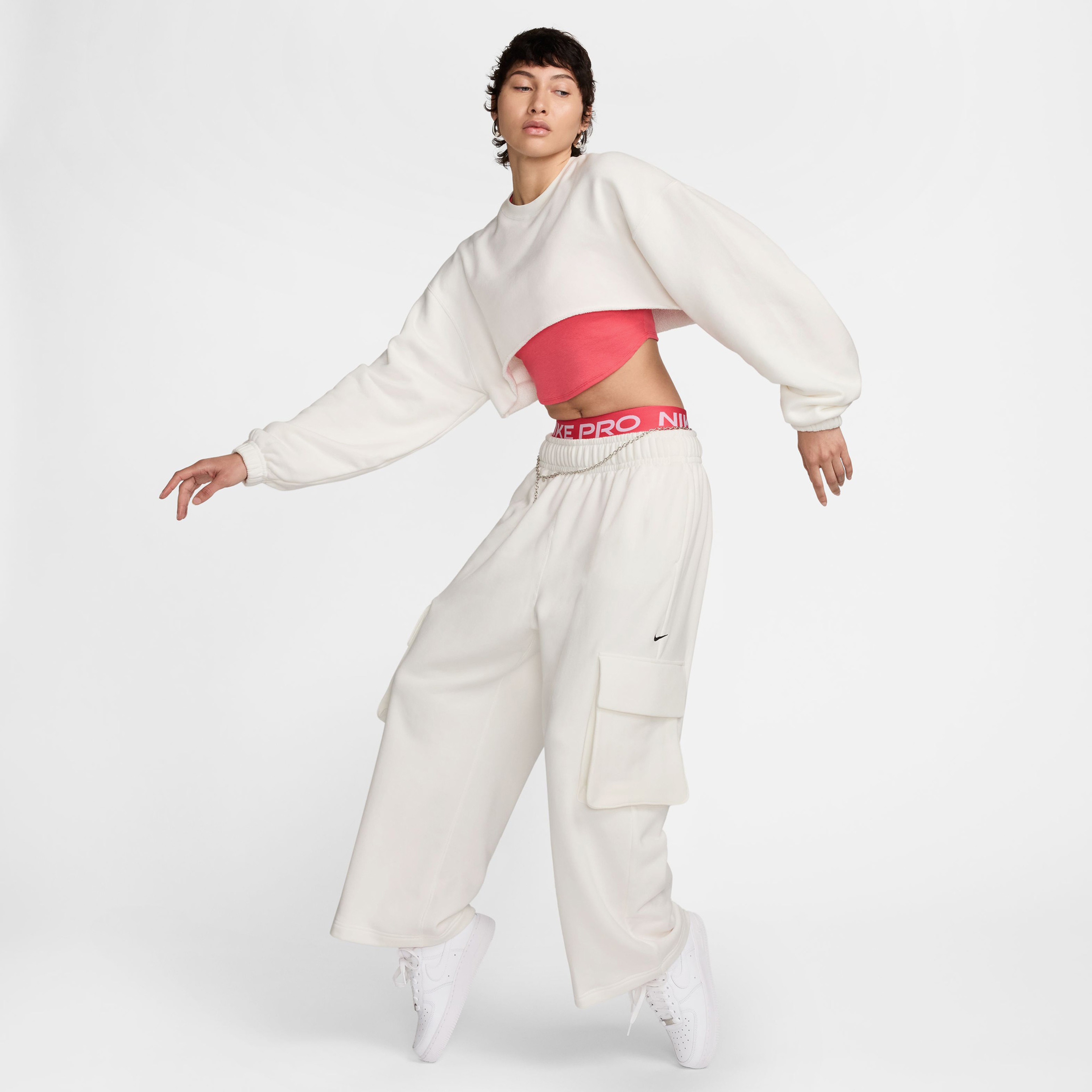 Nike Sportswear Dance Kadın Krem Rengi Eşofman Altı