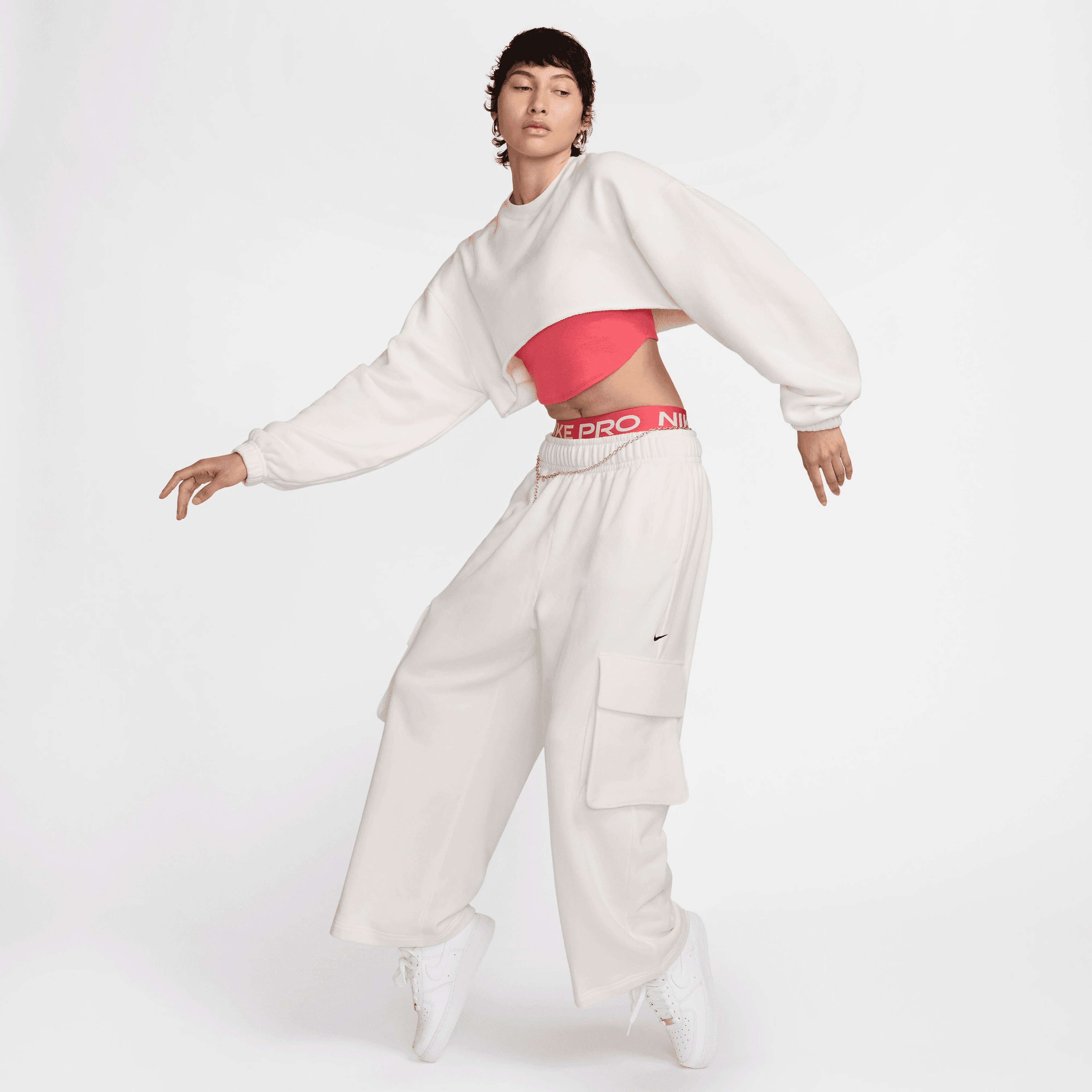 Nike Sportswear Dance Kadın Krem Rengi Eşofman Altı