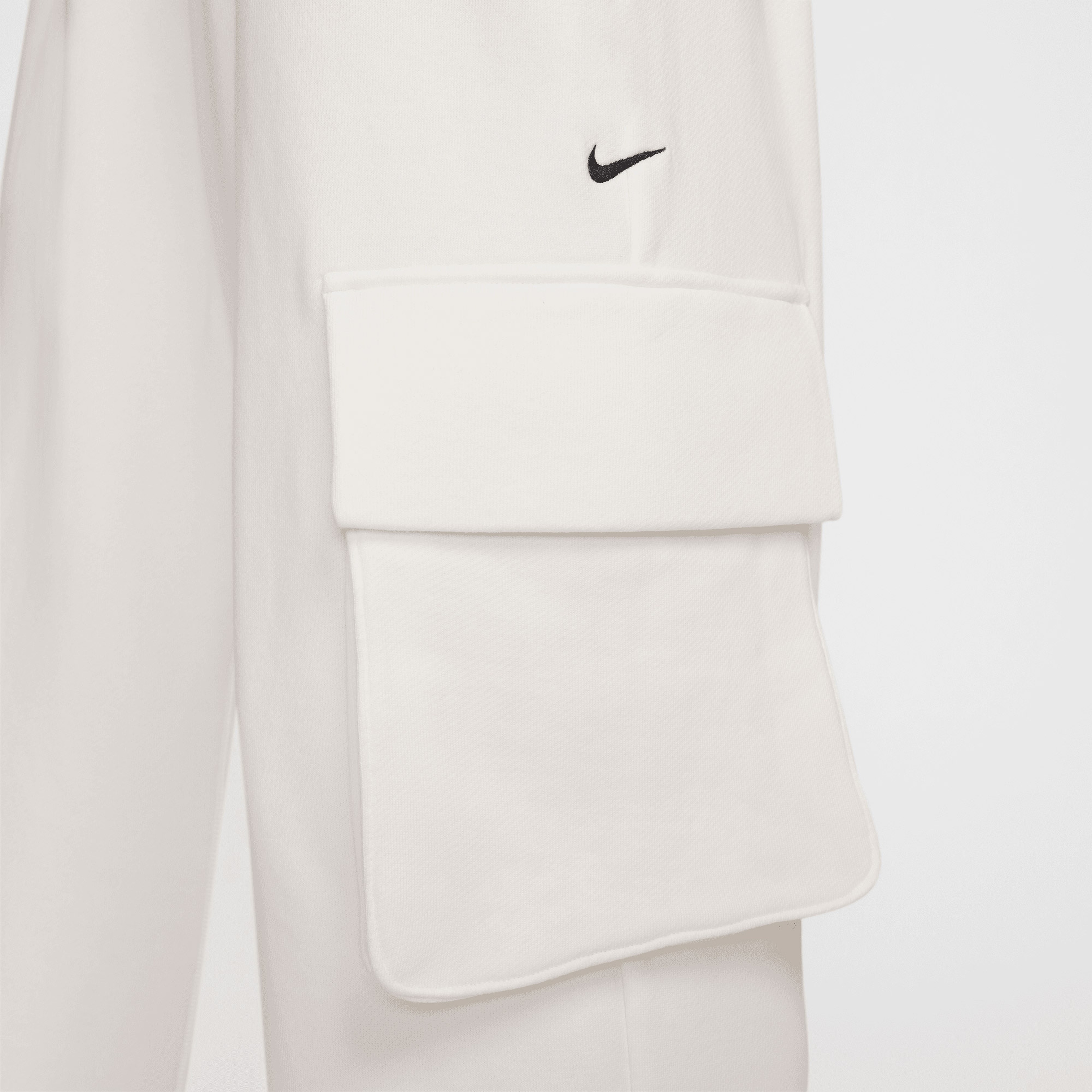 Nike Sportswear Dance Kadın Krem Rengi Eşofman Altı