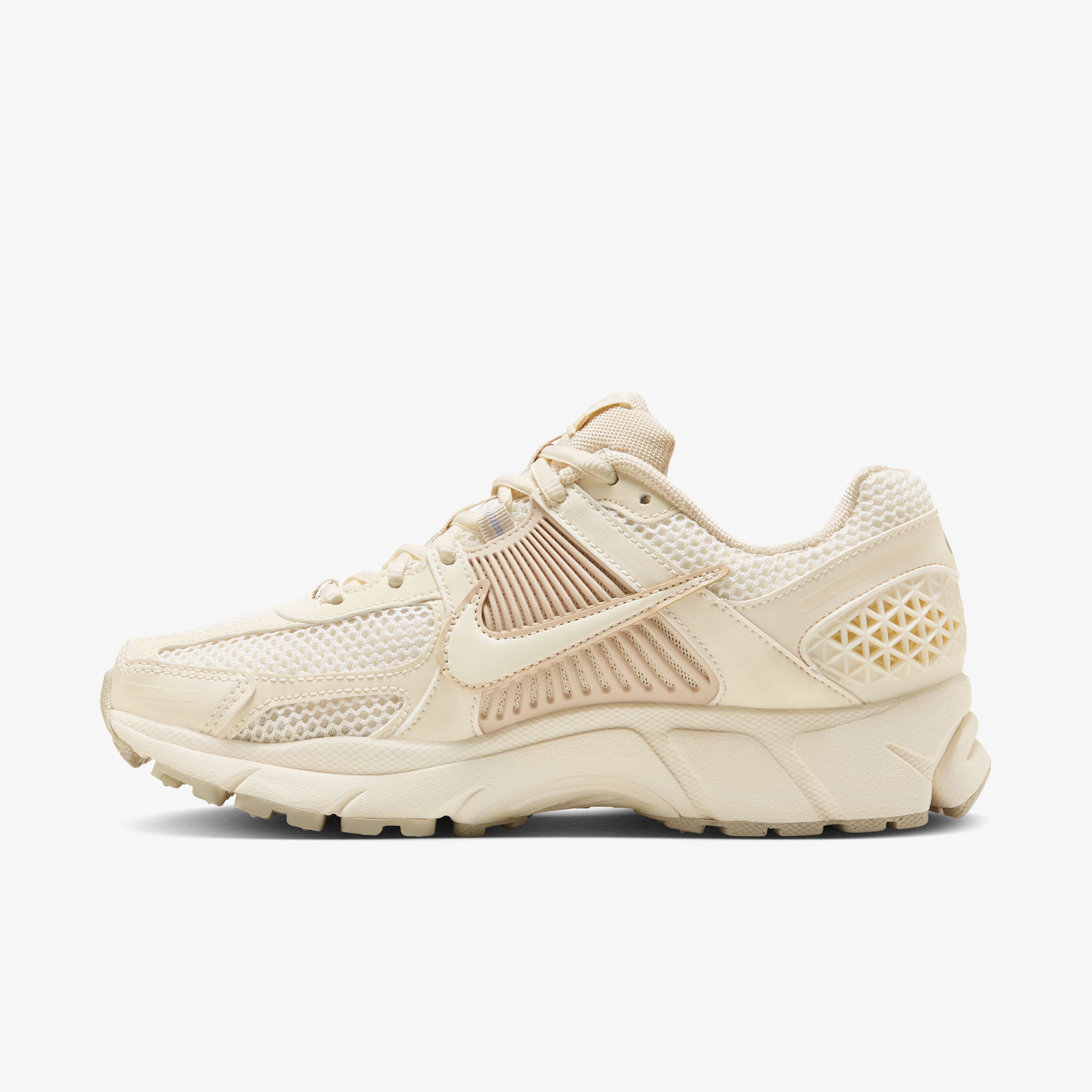 Nike Zoom Vomero 5 Kadın Beyaz Sneaker