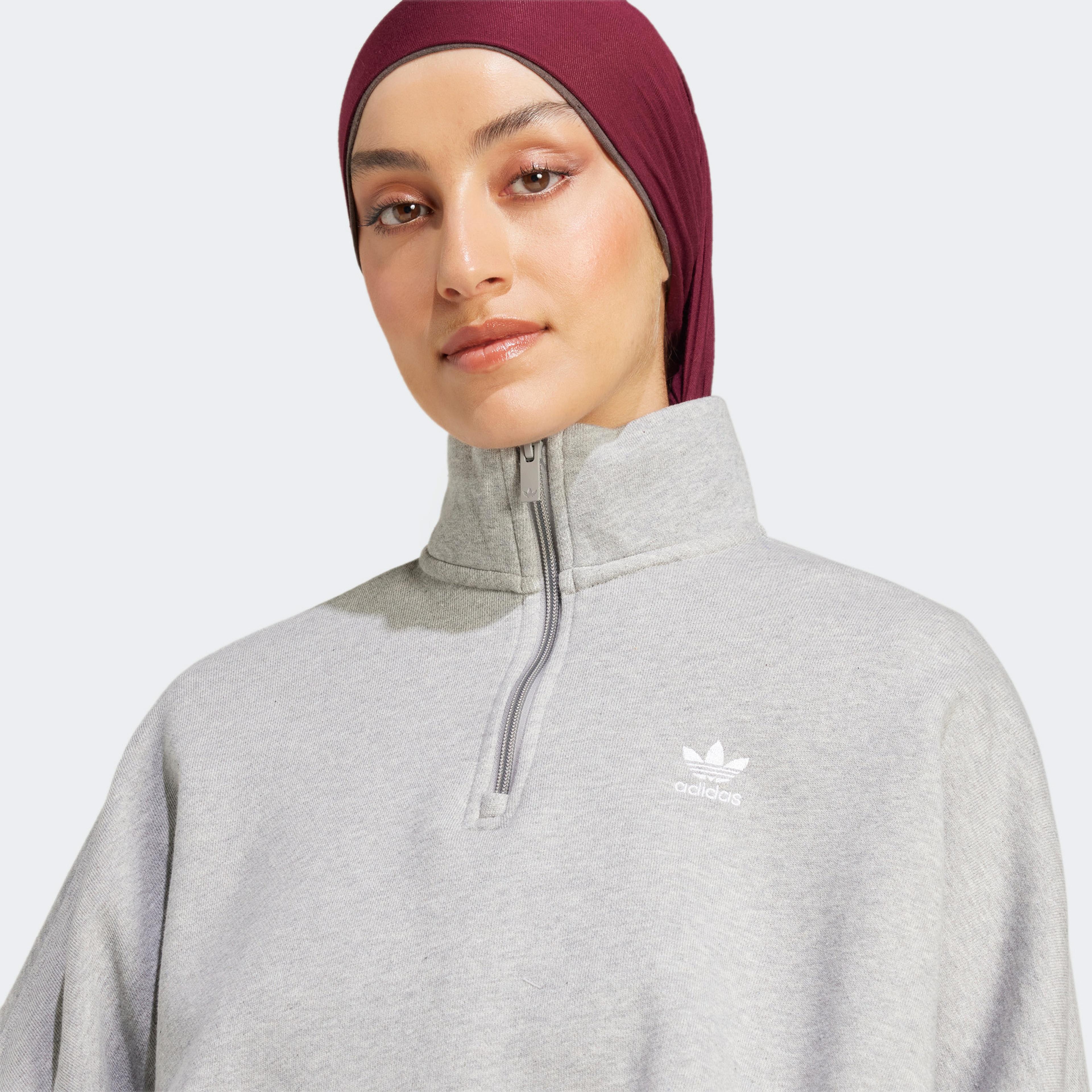 adidas Essentials Fleece Kadın Gri Sweatshirt