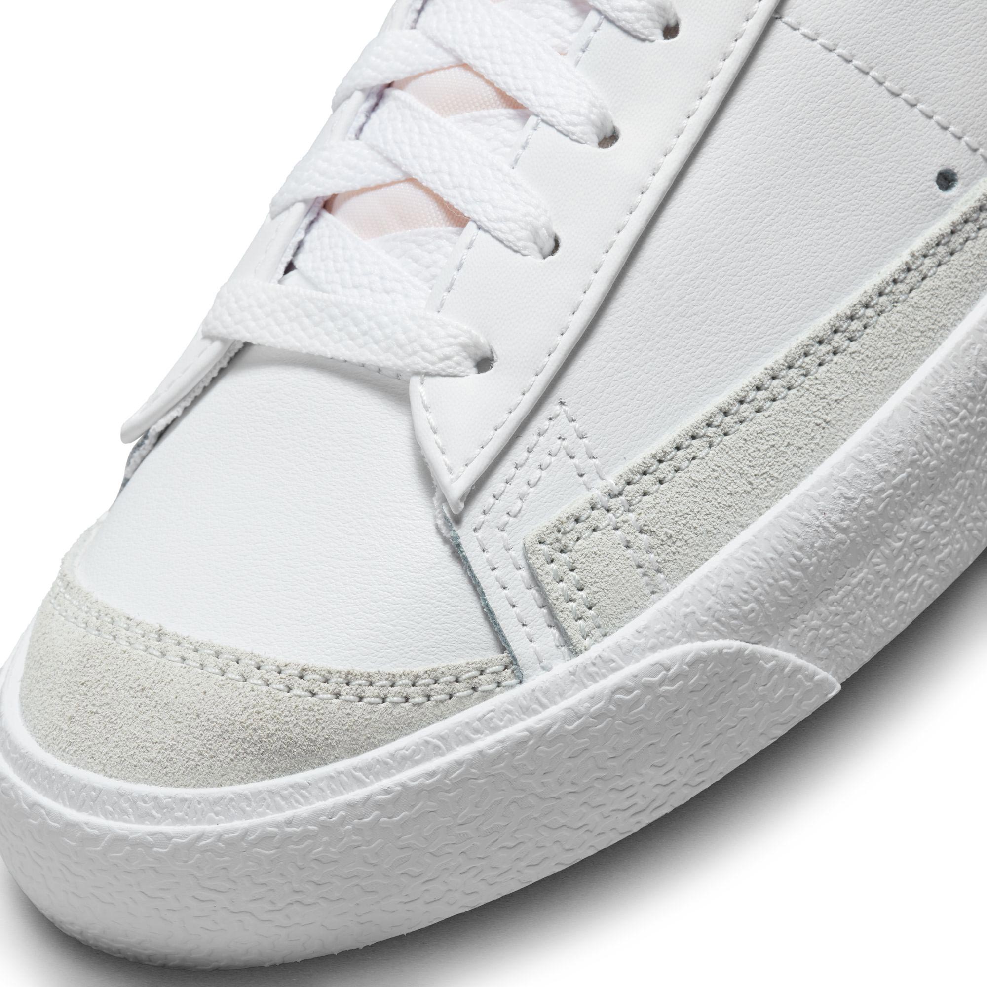 Nike Blazer Mid '77 Erkek Beyaz Spor Ayakkabı