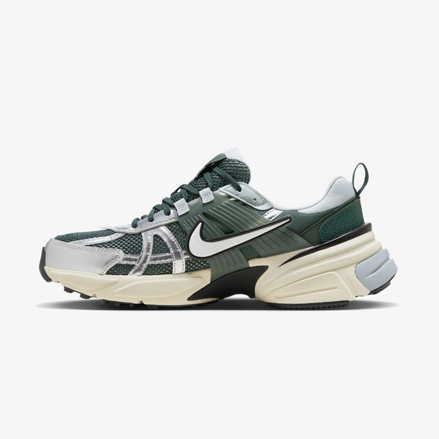 Nike V2K Run Erkek Yeşil Sneaker - Görsel 3