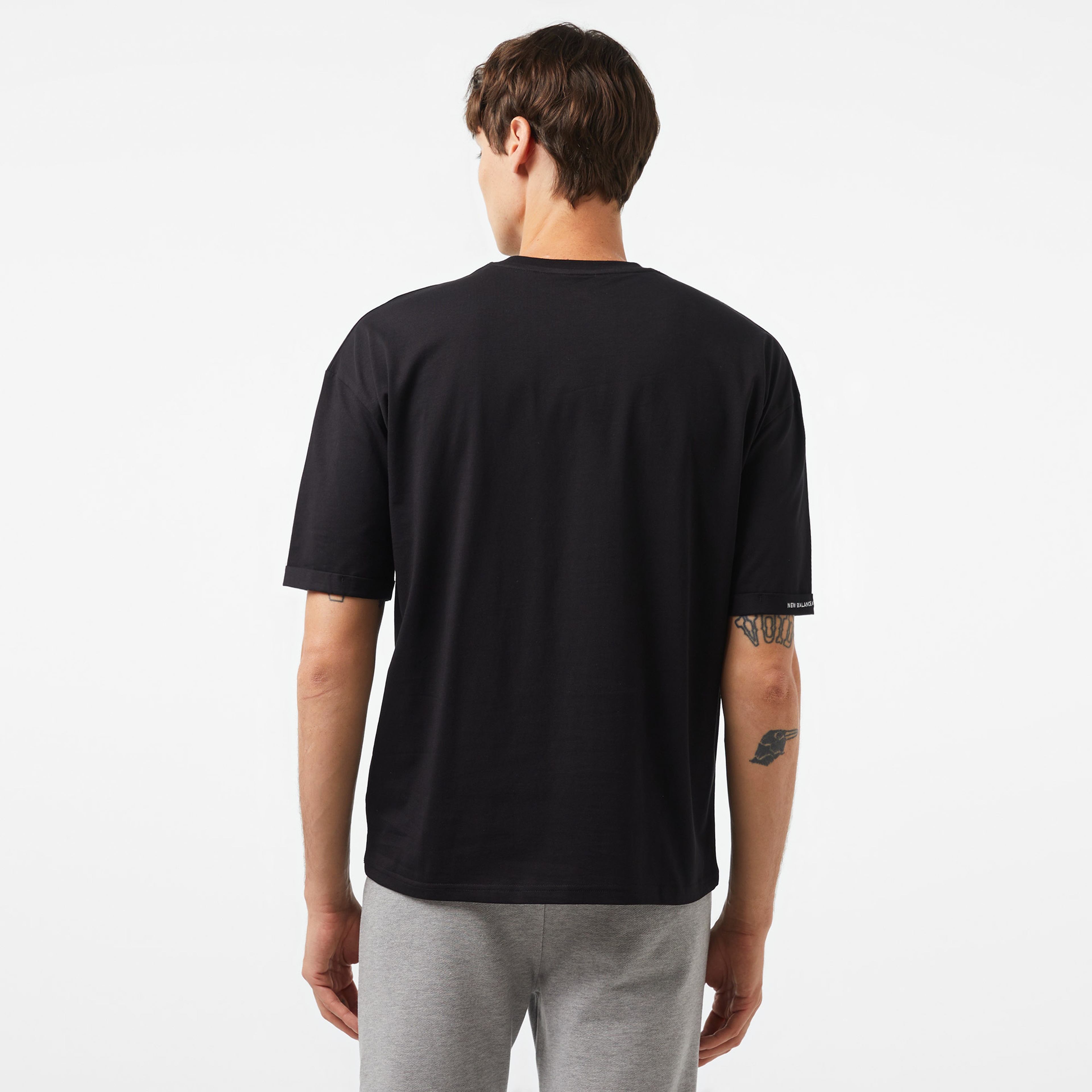 New Balance Lifestyle Erkek Siyah T-Shirt