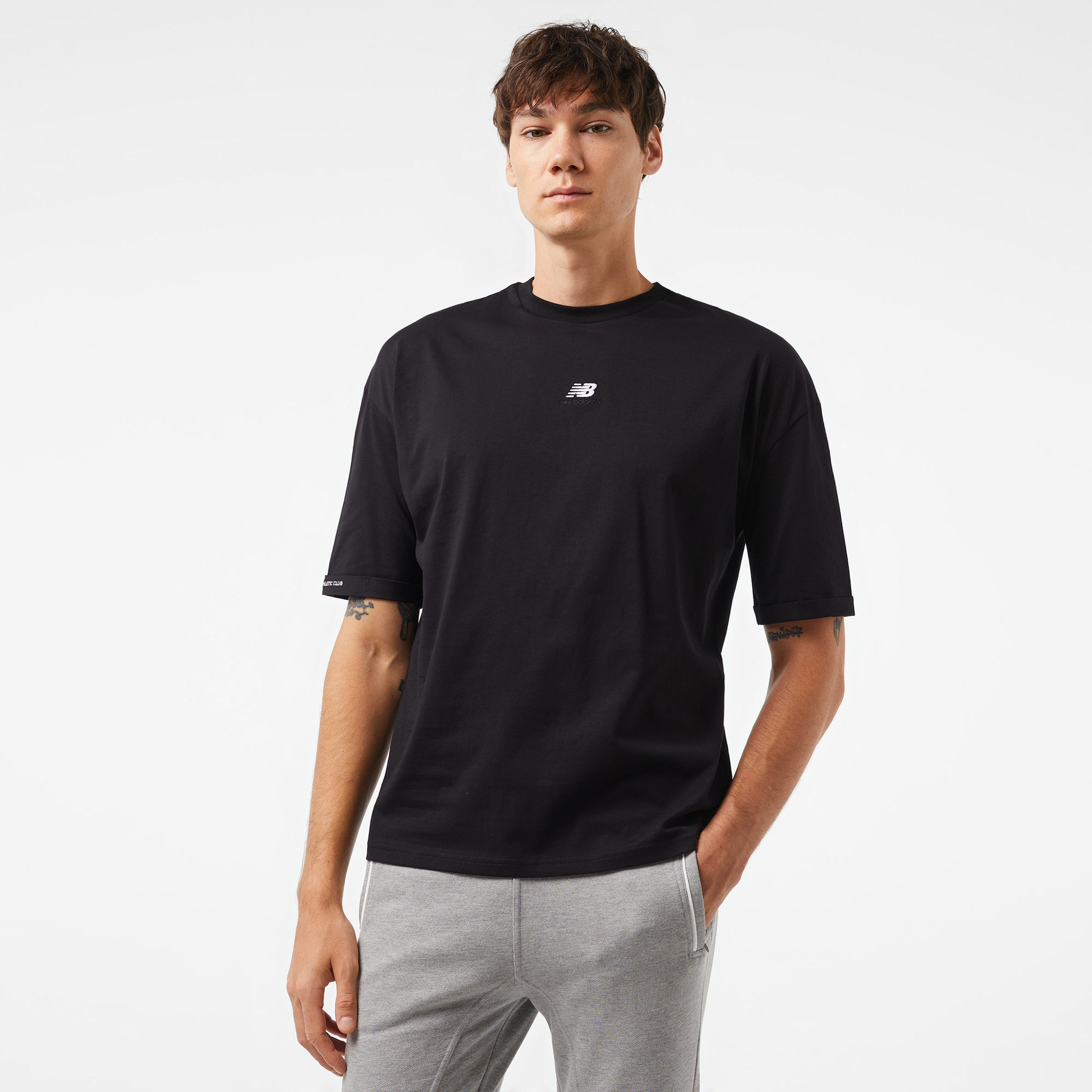 New Balance Lifestyle Erkek Siyah T-Shirt