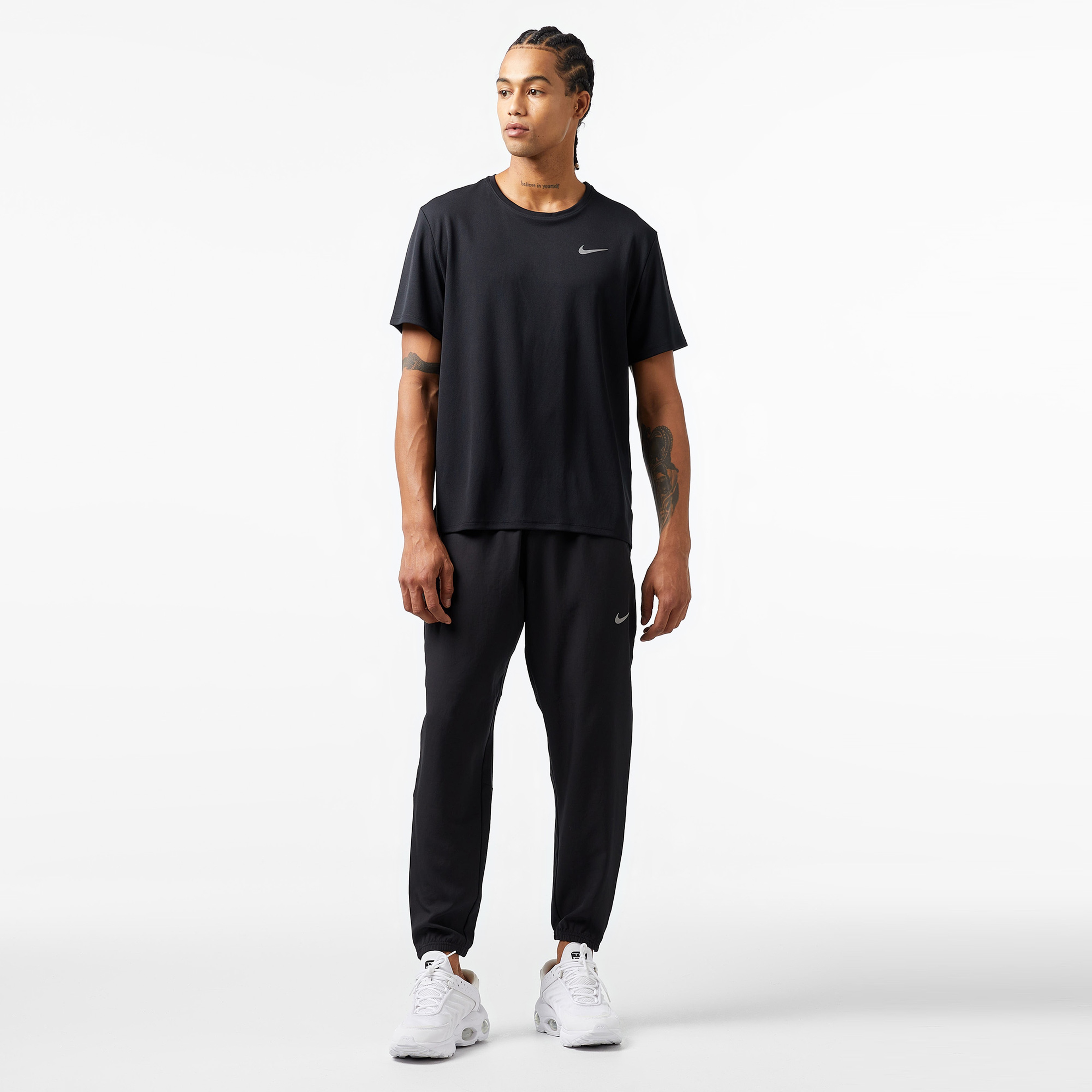 Nike Dri-Fit Miler Erkek Siyah T-Shirt