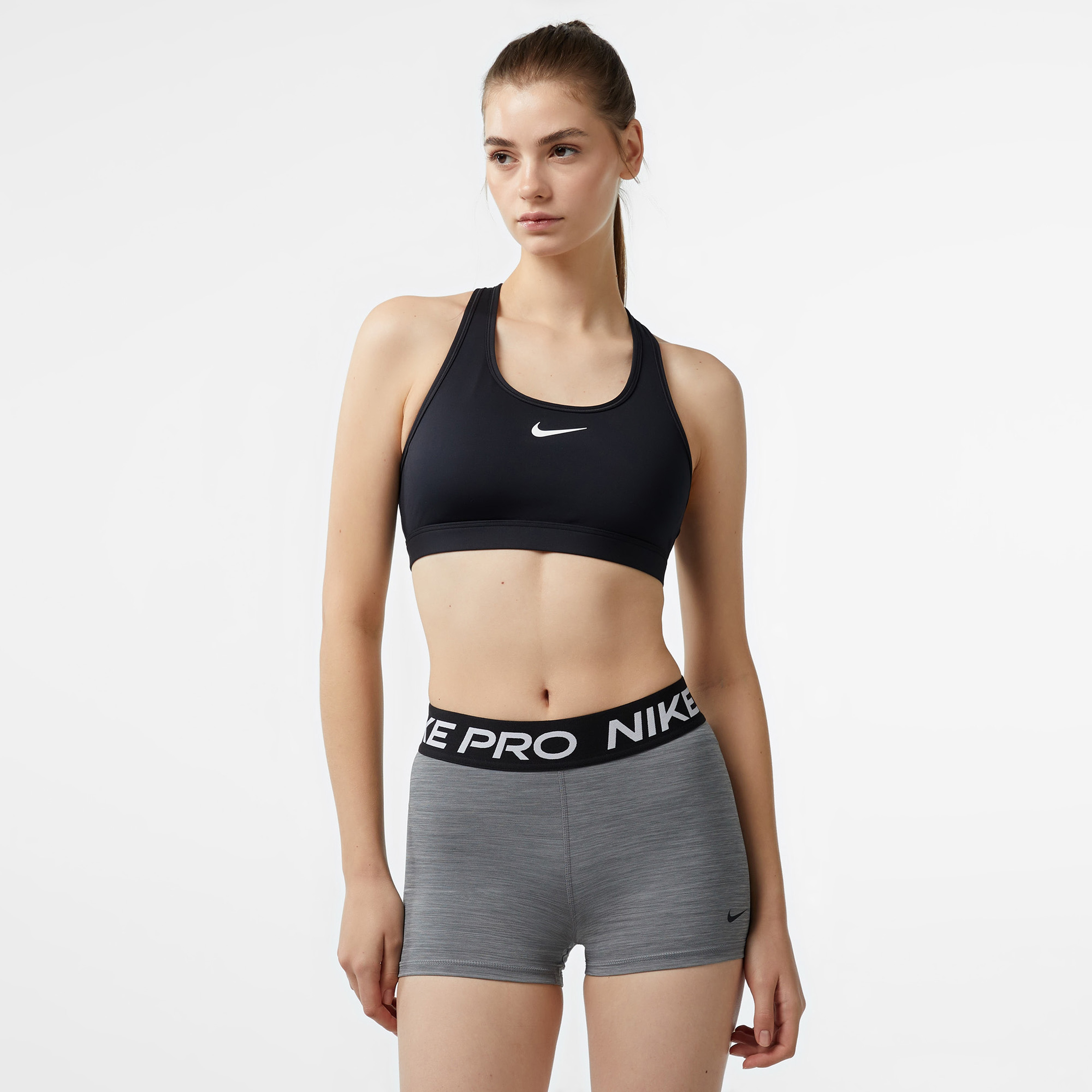 Nike Swoosh Medium Support Kadın Siyah Bra