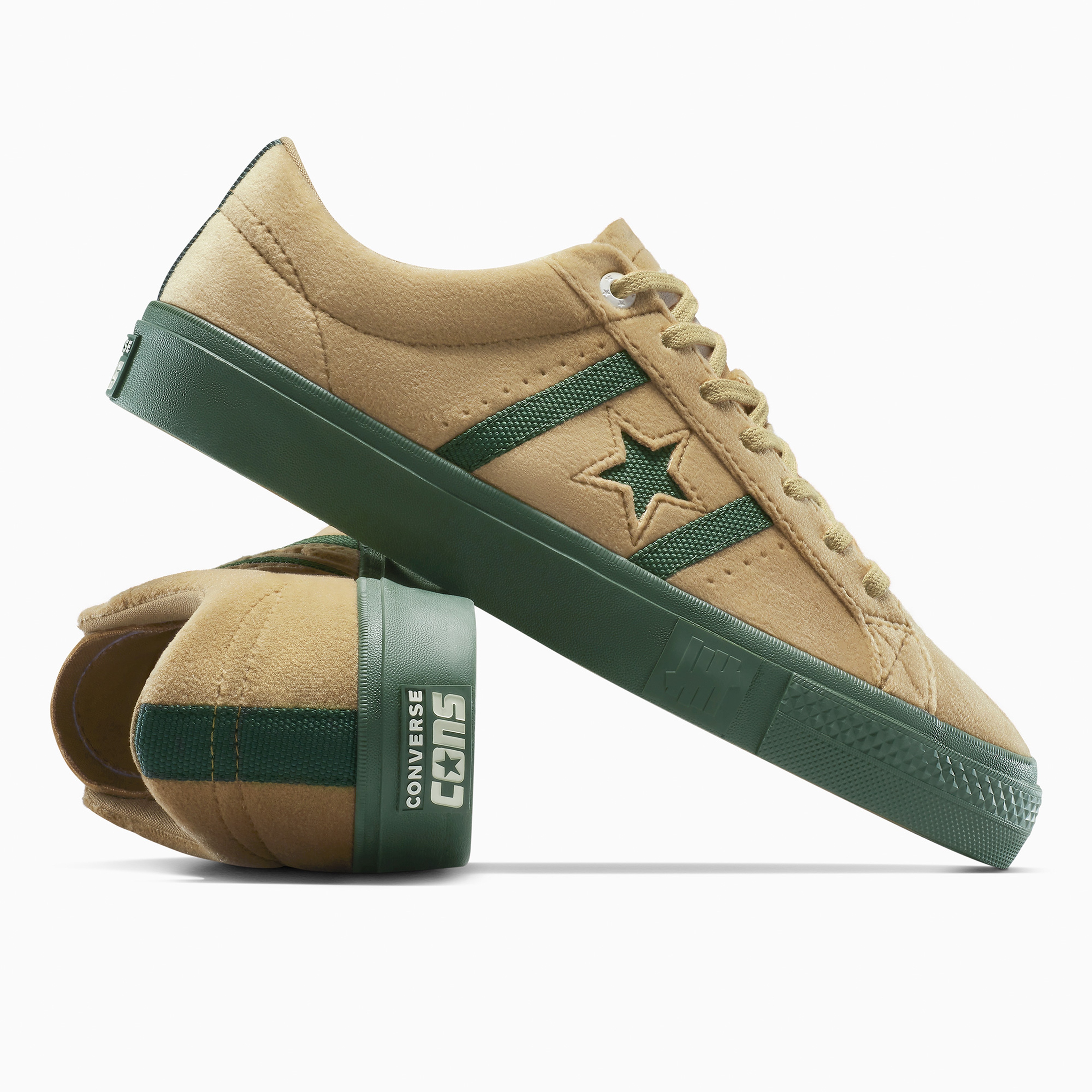 Converse x UNDEFEATED One Star Academy Pro Erkek Krem Sneaker