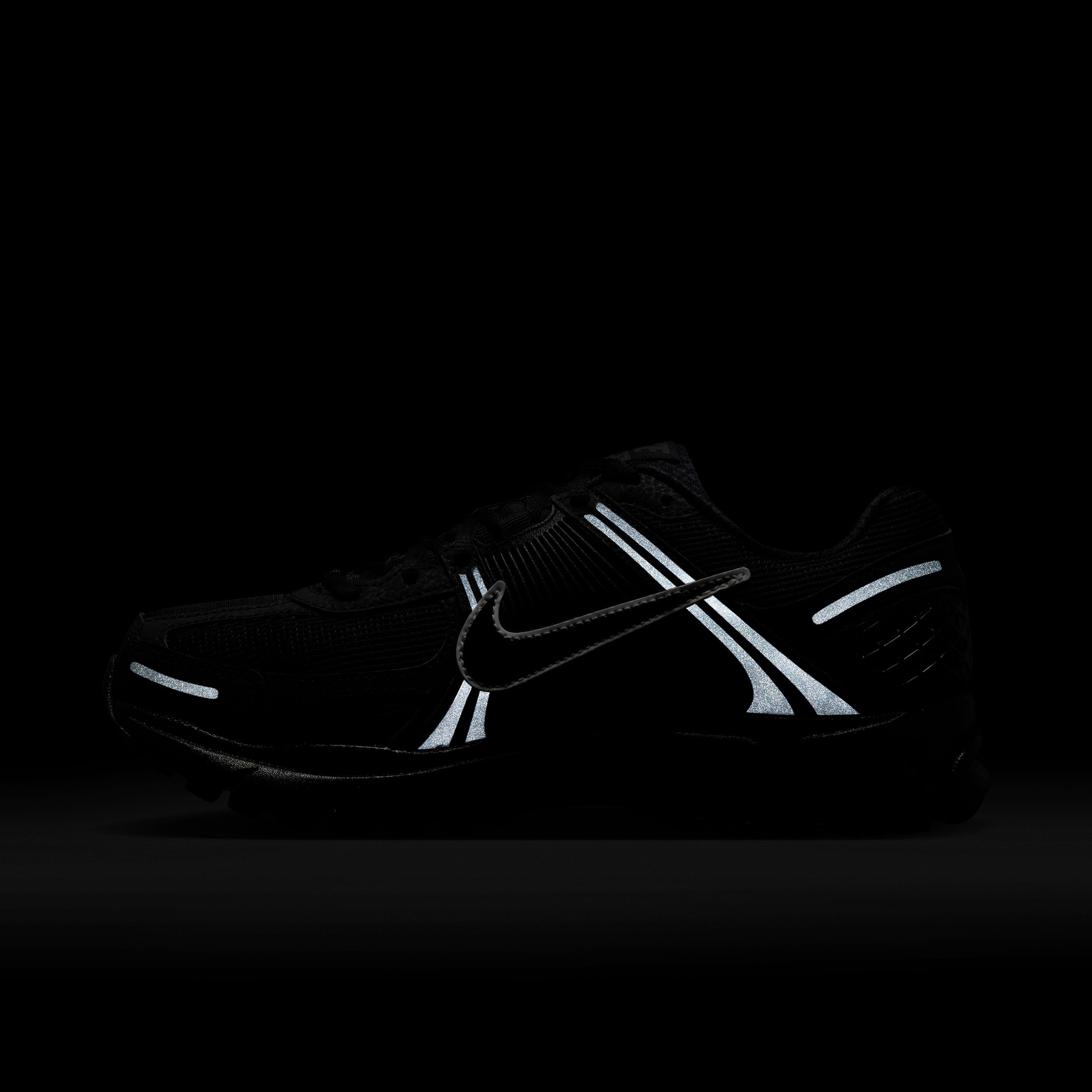 Nike Zoom Vomero 5 Kadın Siyah Sneaker