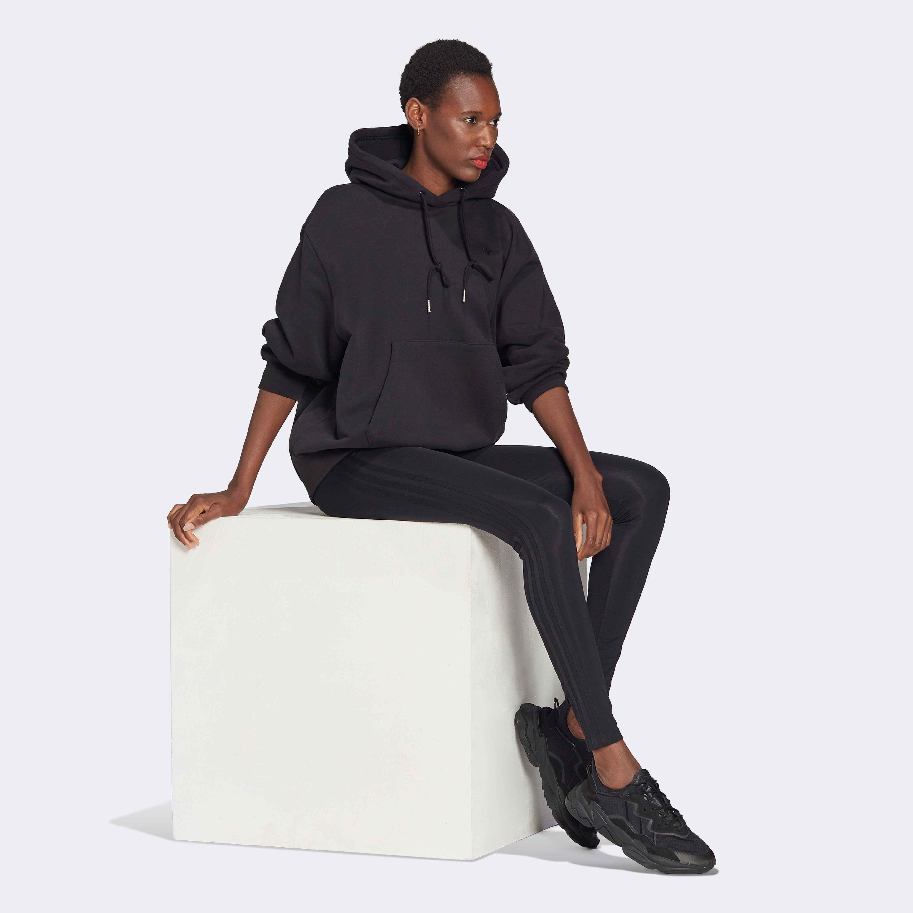 adidas Adicolor Oversize Kadın Siyah Hoodie