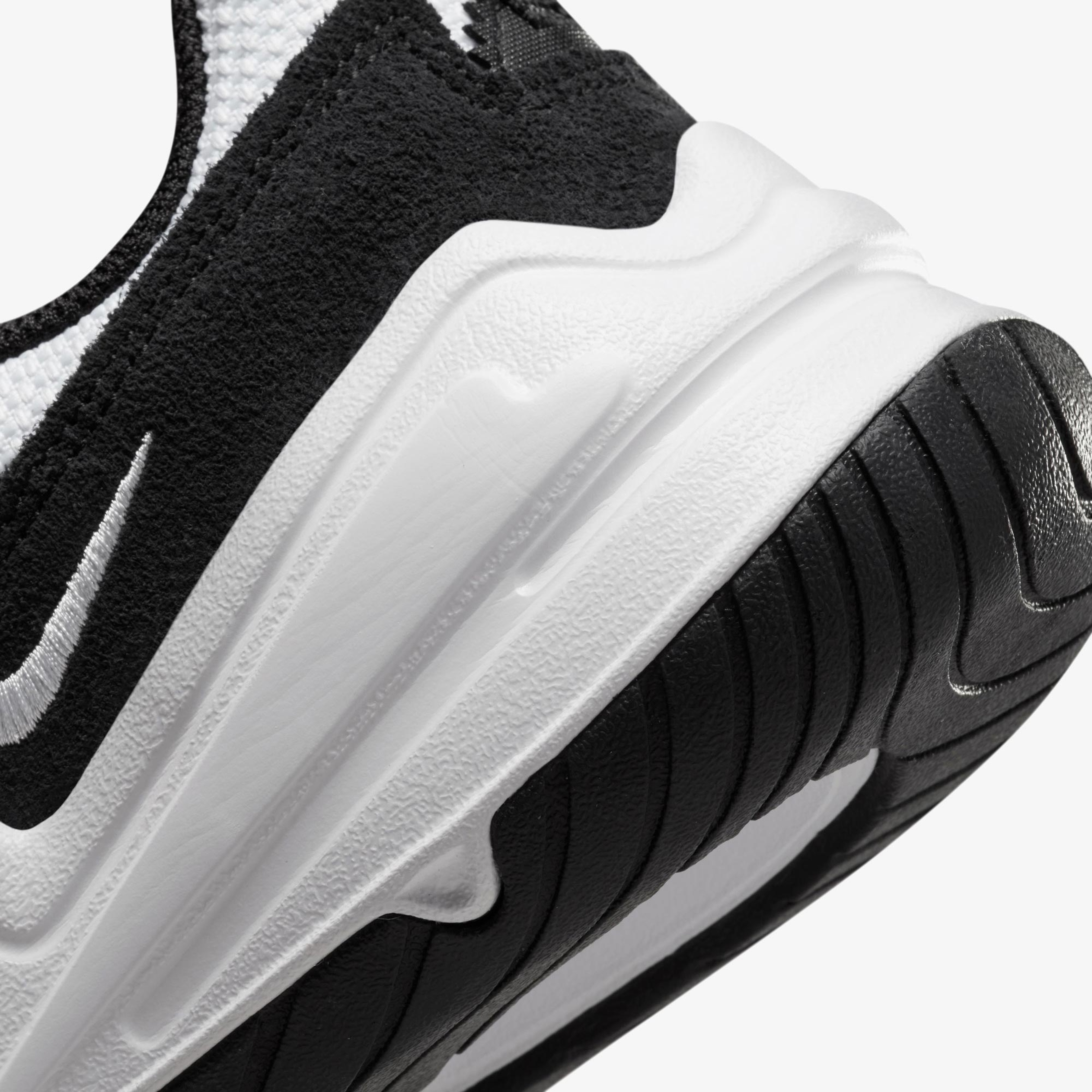 Nike Tech Hera Kadın Beyaz/Siyah Spor Ayakkabı